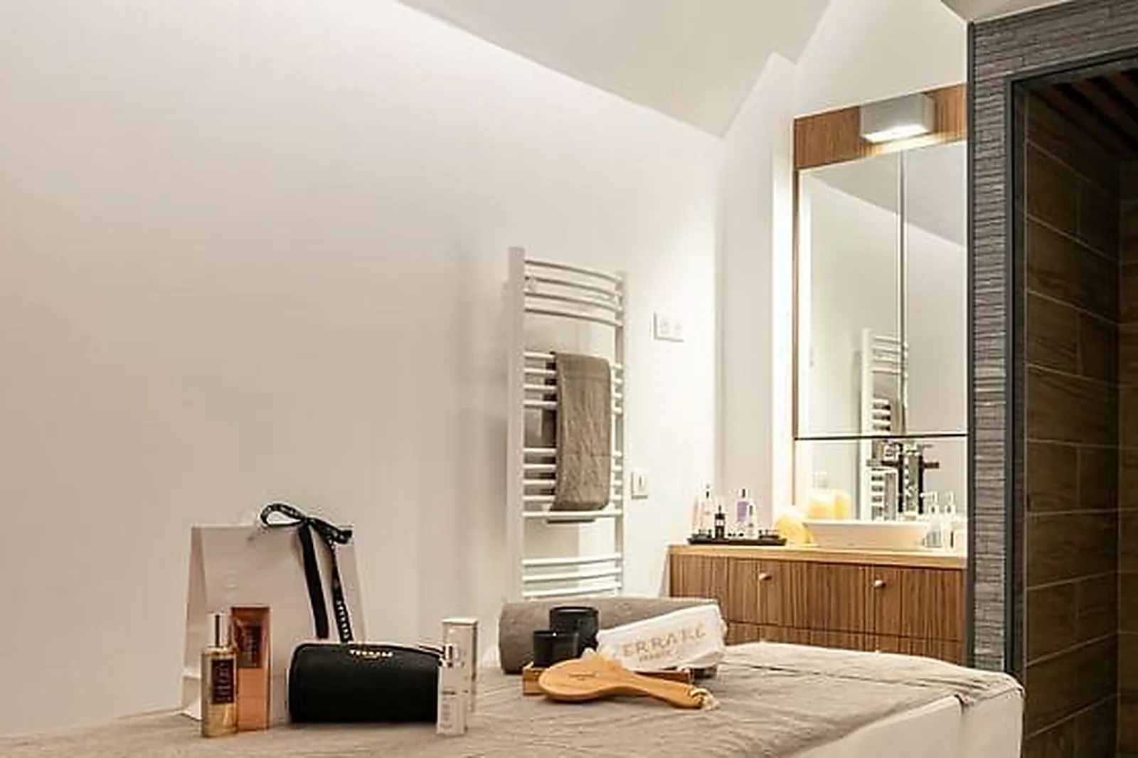 Lieux événementiels, HOTEL DE BOURGTHEROULDE - AUTOGRAPH COLLECTION *****