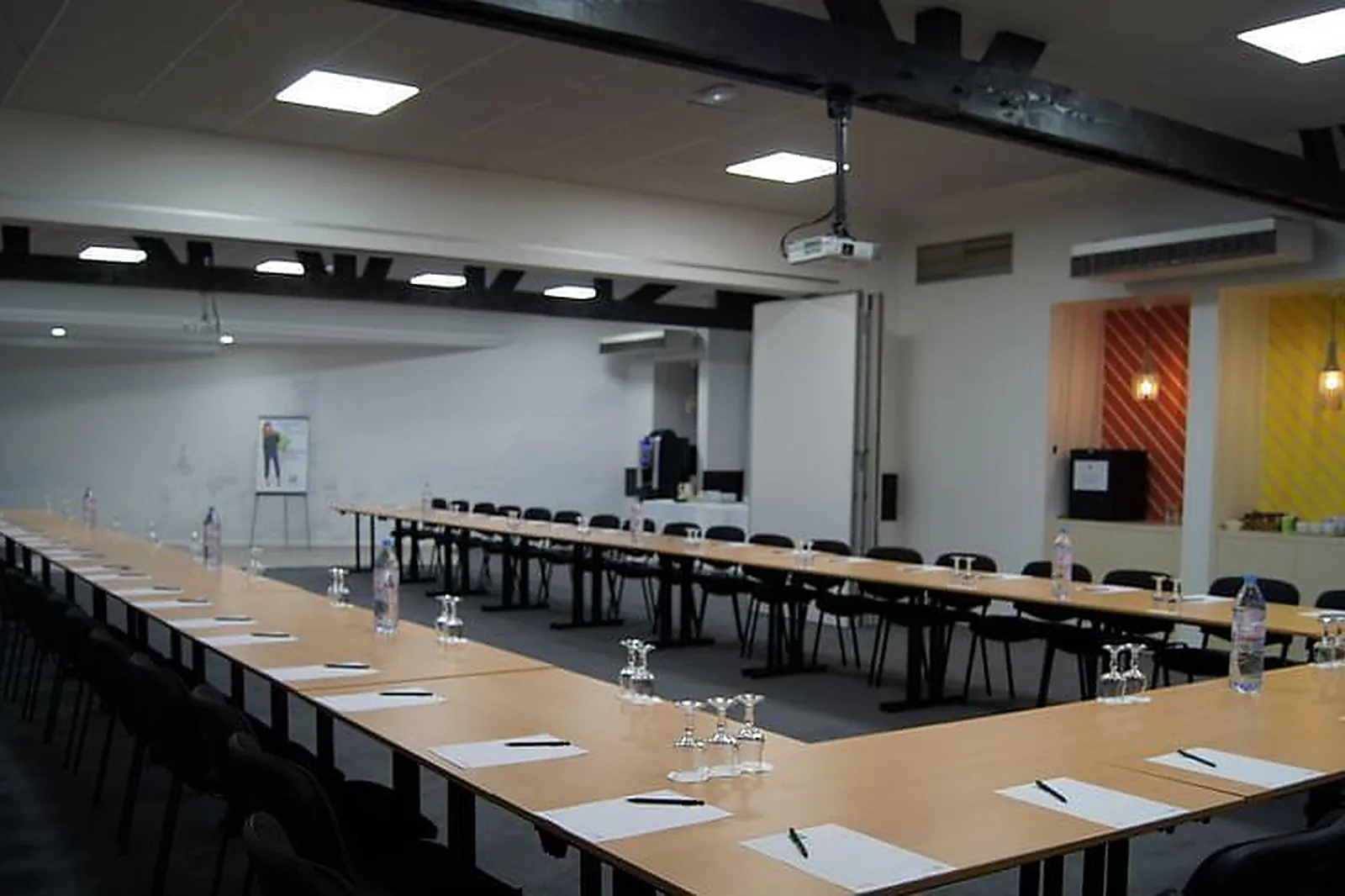 Lieux événementiels, HOTEL IBIS STYLES AUXERRE NORD