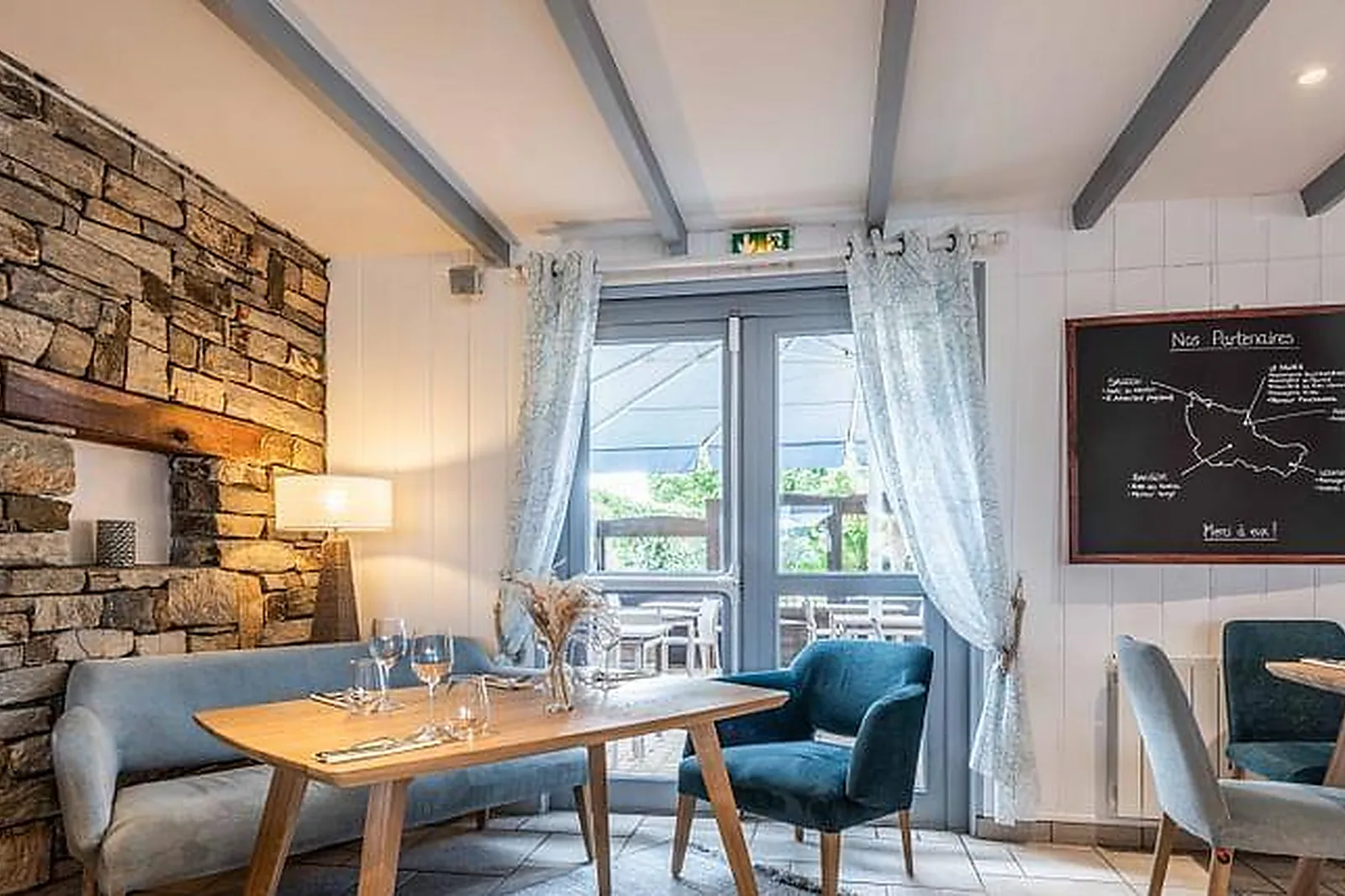 Lieux événementiels, HOTEL LA DESIRADE