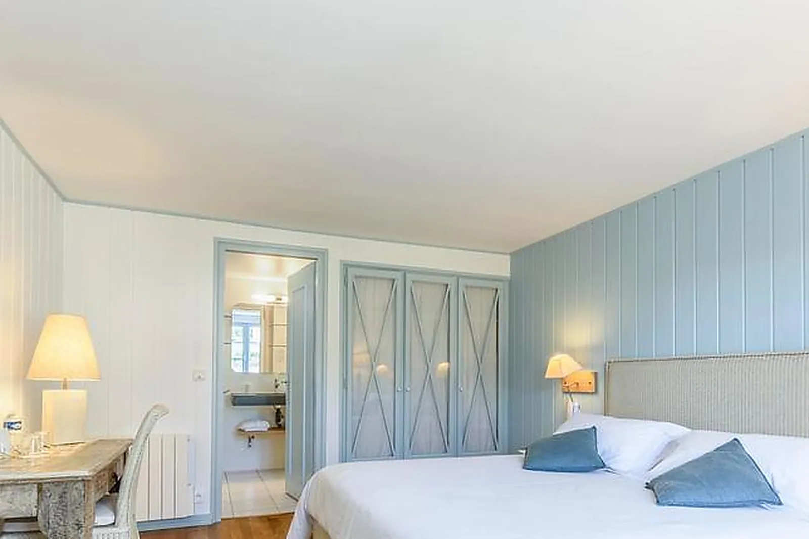 Lieux événementiels, HOTEL LA DESIRADE