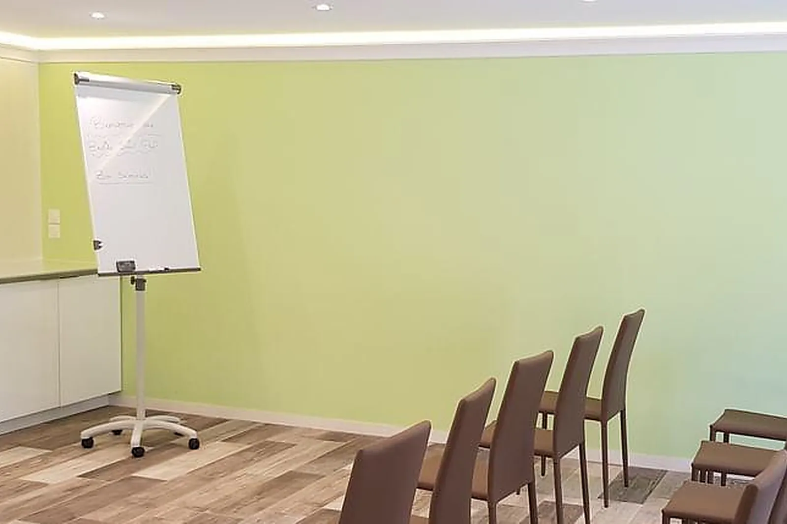 Lieux événementiels, HOTEL LES BASTIDES SAINT PAUL