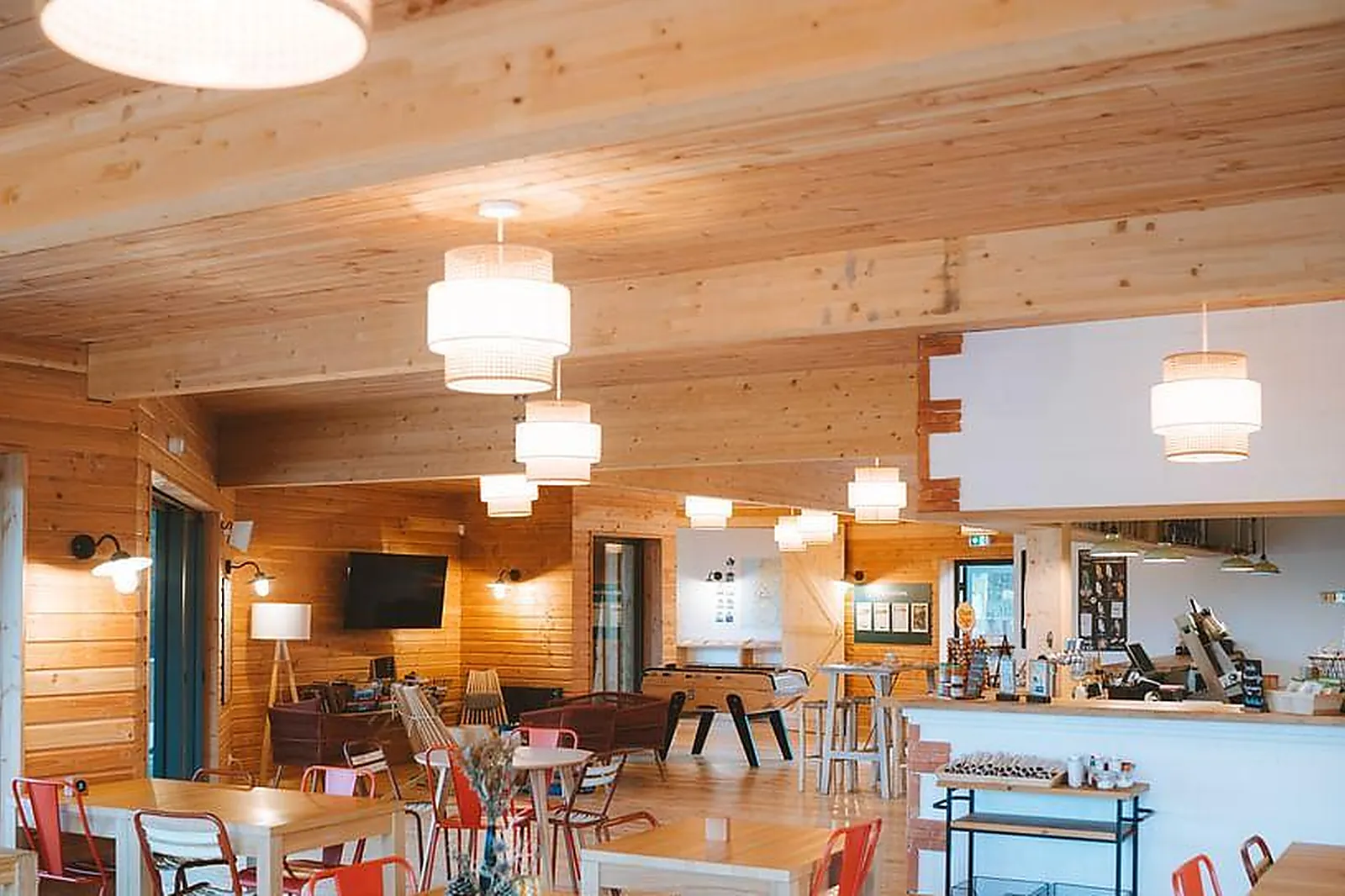 Lieux événementiels, HUTTOPIA ARCACHON****