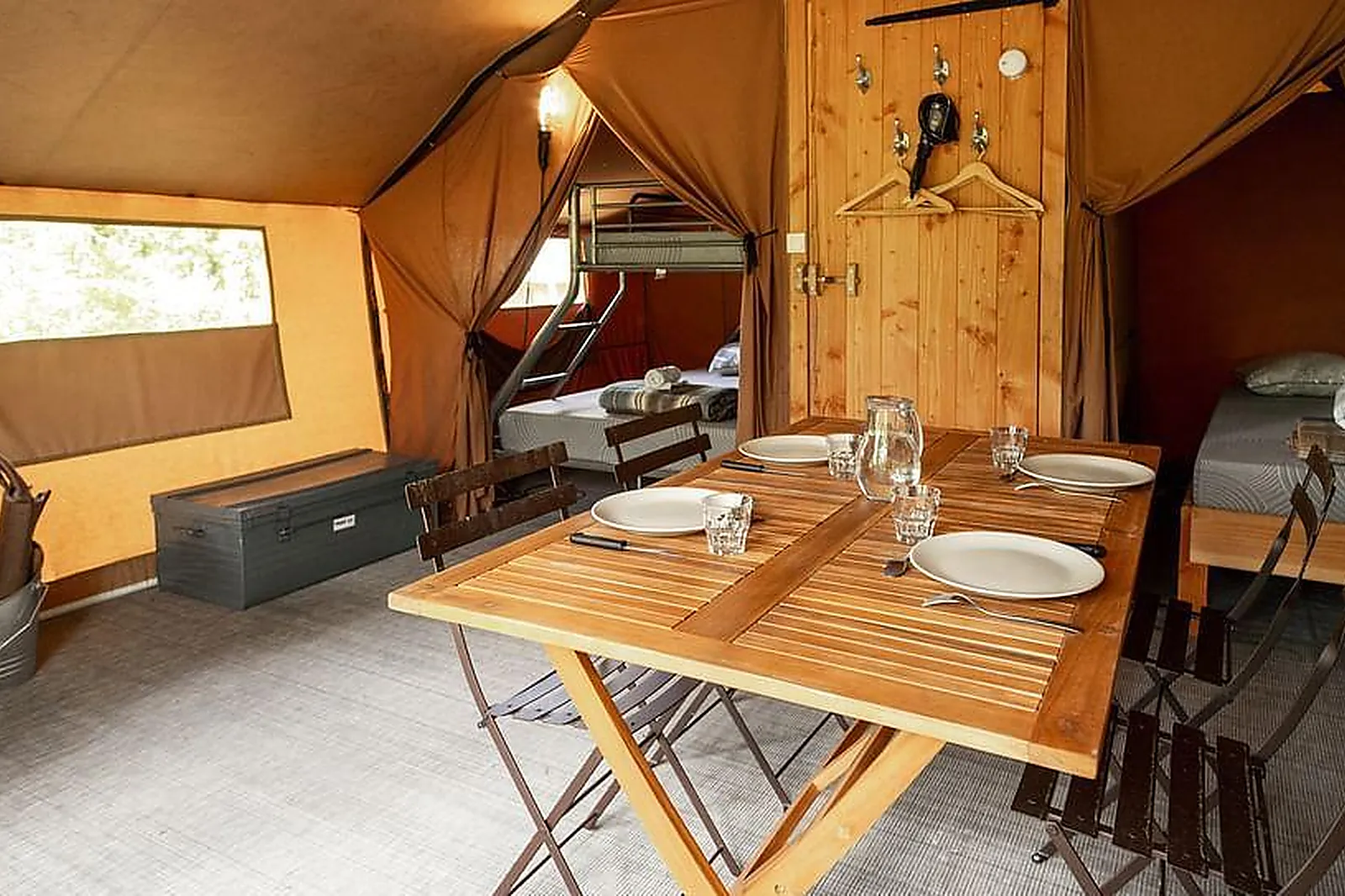 Lieux événementiels, HUTTOPIA ARCACHON****