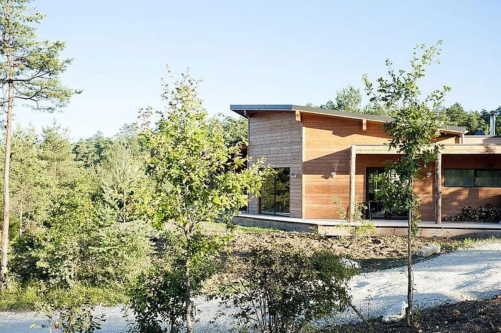 Lieux événementiels, HUTTOPIA LANMARY ***