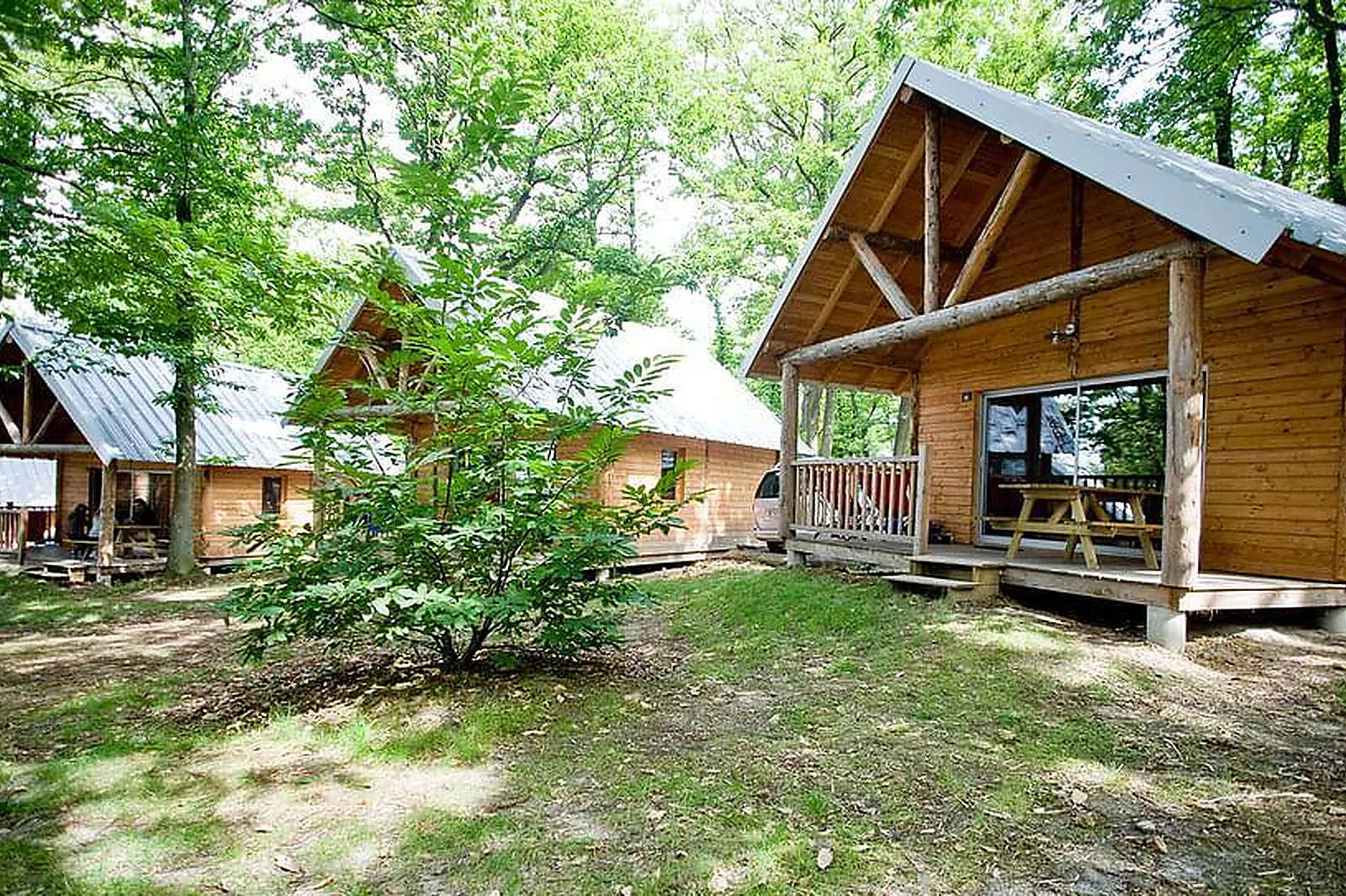 Lieux événementiels, HUTTOPIA VERSAILLES ***