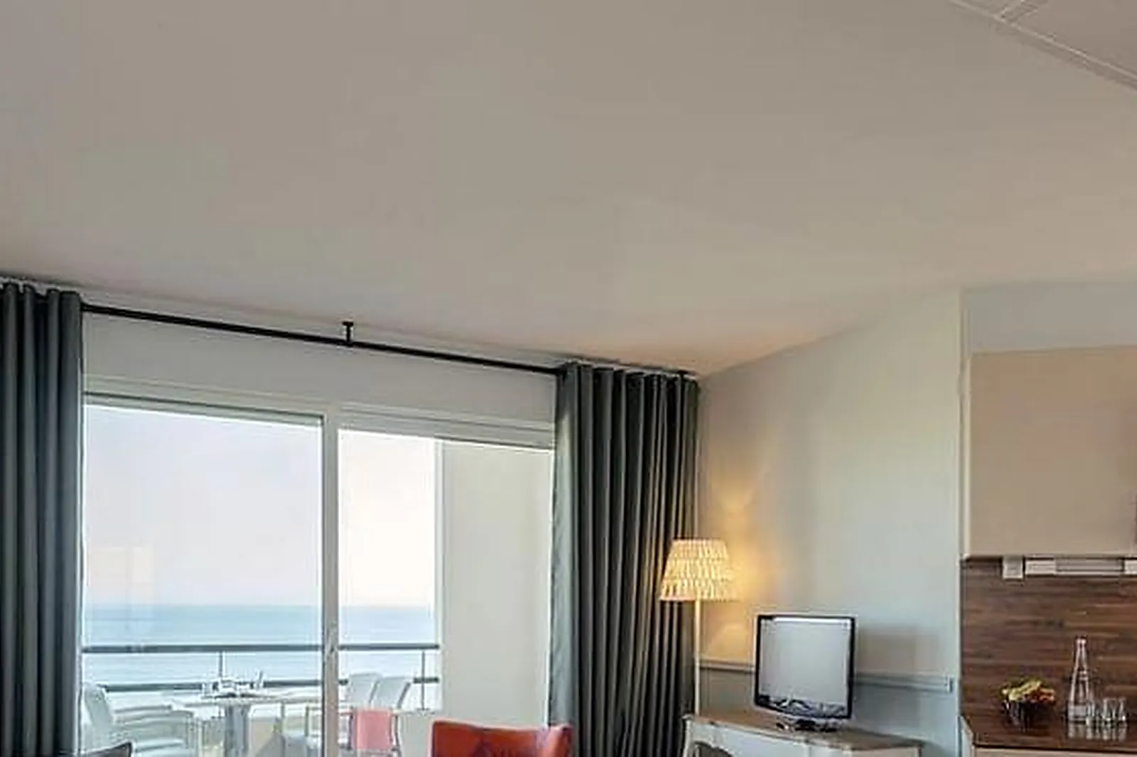 Lieux événementiels, HÔTEL & RÉSIDENCE LA RÉSERVE ****