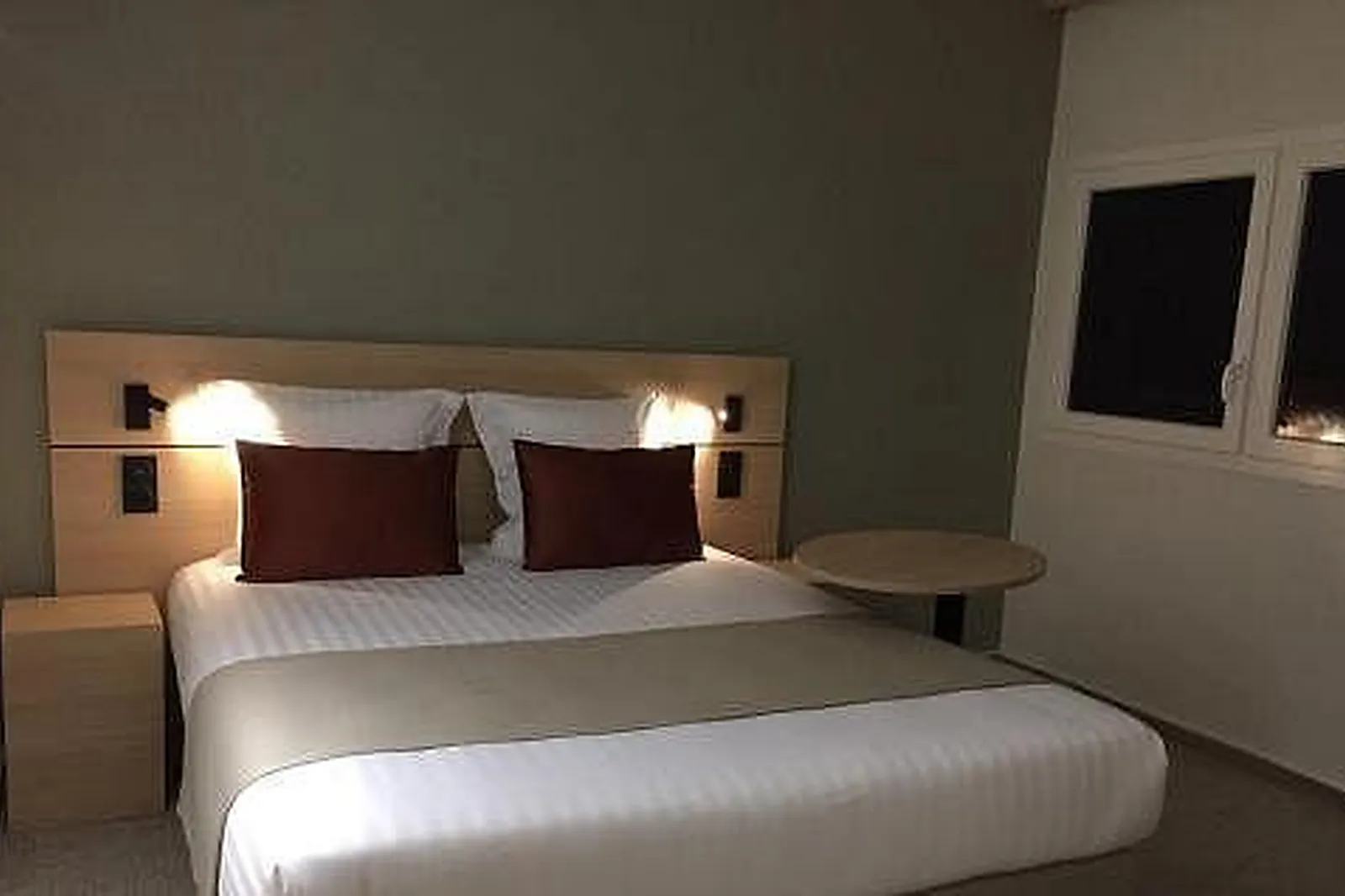 Lieux événementiels, HÔTEL AKENA LA CHAPELLE SAINT LUC***