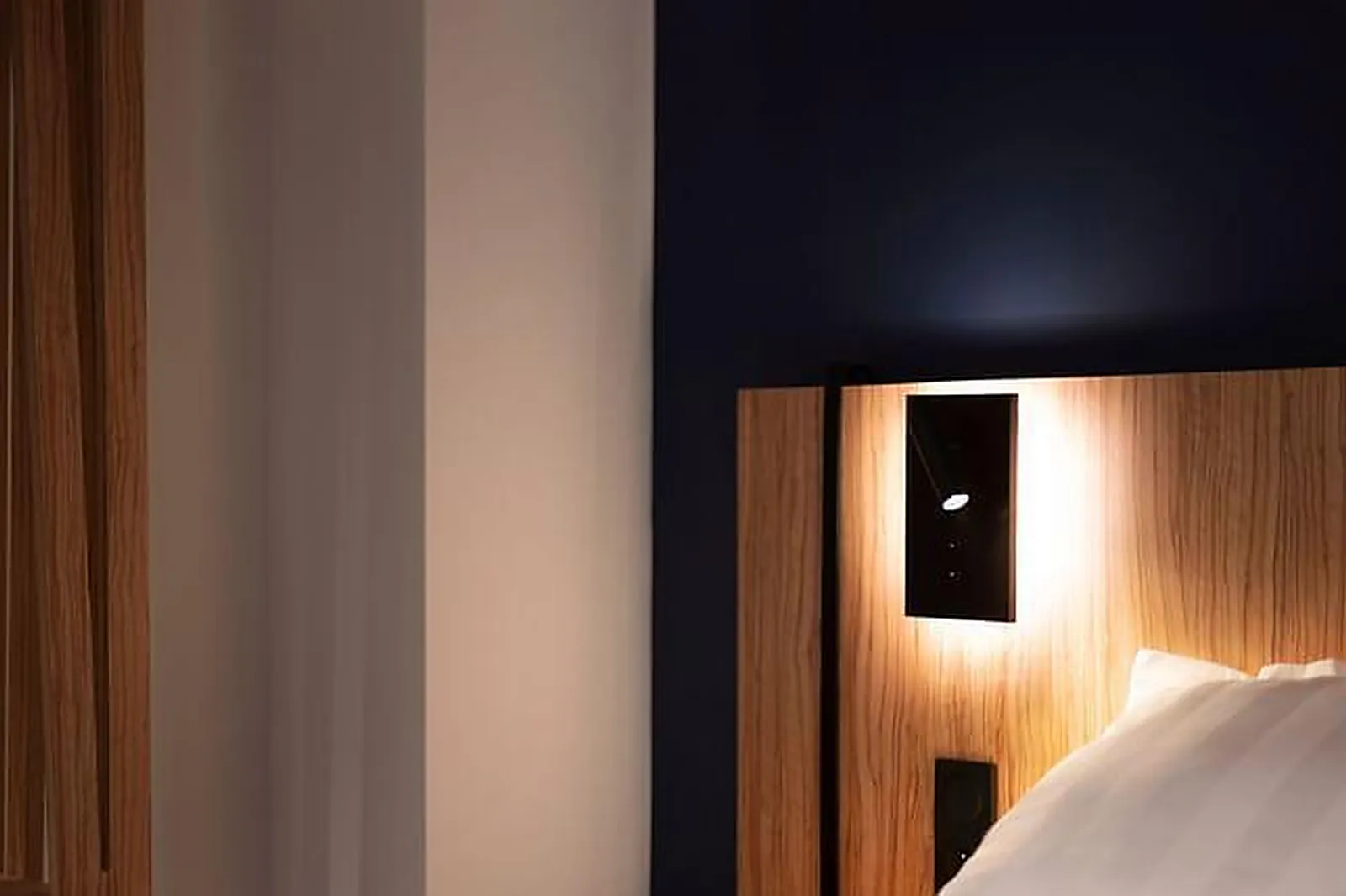 Lieux événementiels, HÔTEL AKENA REZE***