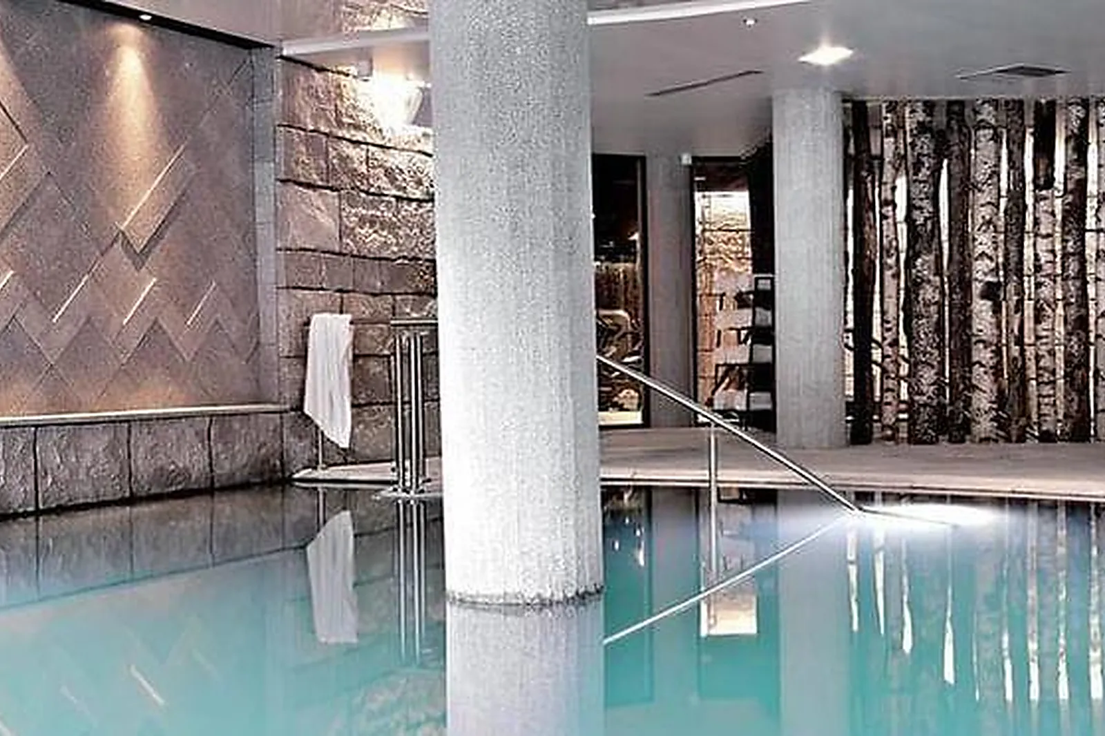 Lieux événementiels, HÔTEL ALTAPURA *****