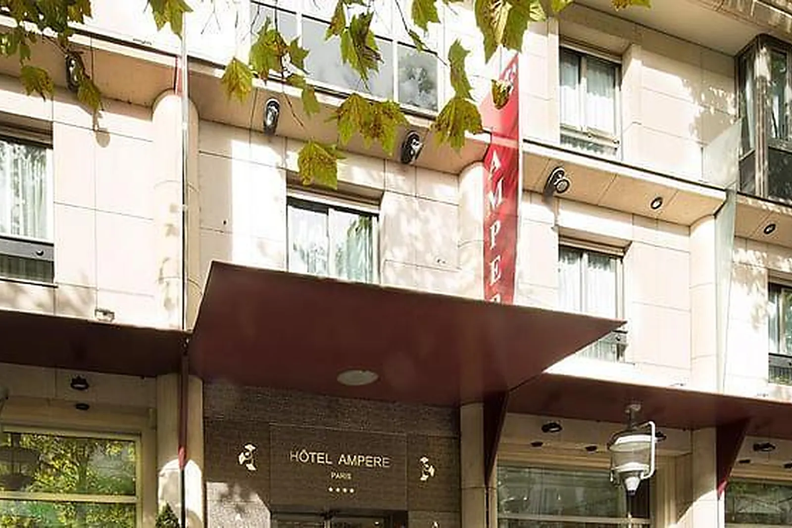 Lieux événementiels, HÔTEL AMPÈRE ****