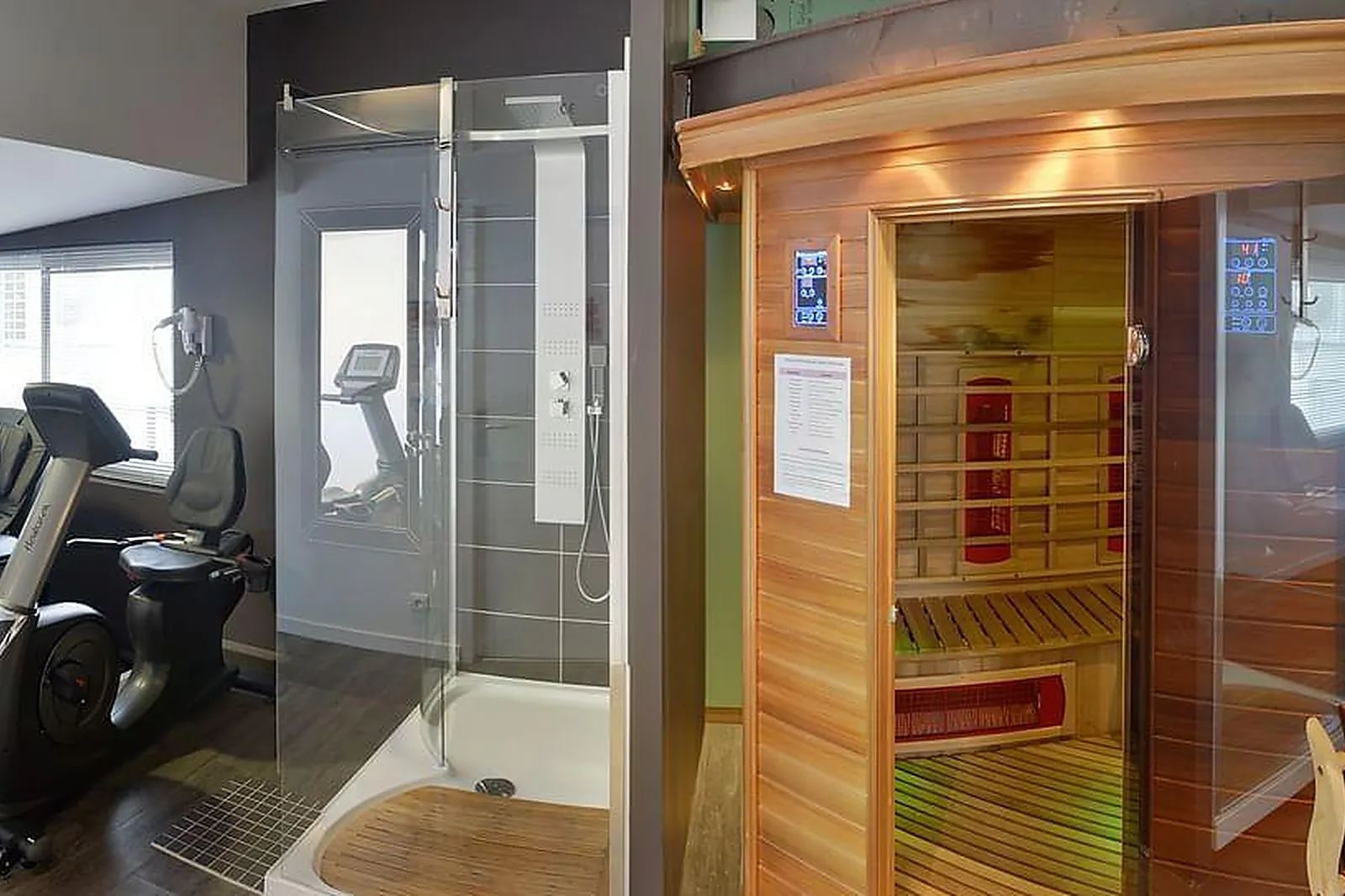 Lieux événementiels, HÔTEL ARC EN CIEL ET SPA