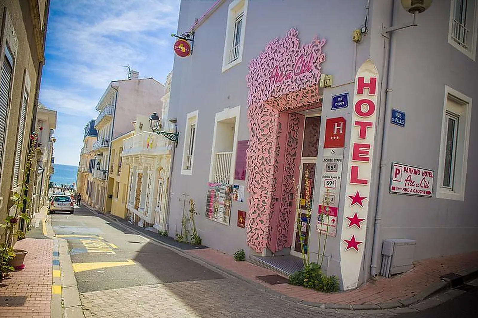 Lieux événementiels, HÔTEL ARC EN CIEL ET SPA