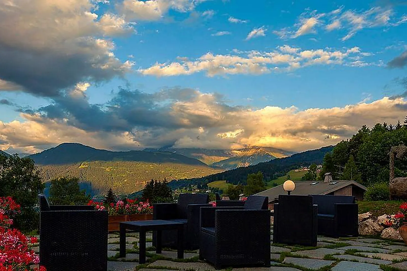 Lieux événementiels, HÔTEL AUX DUCS DE SAVOIE ****
