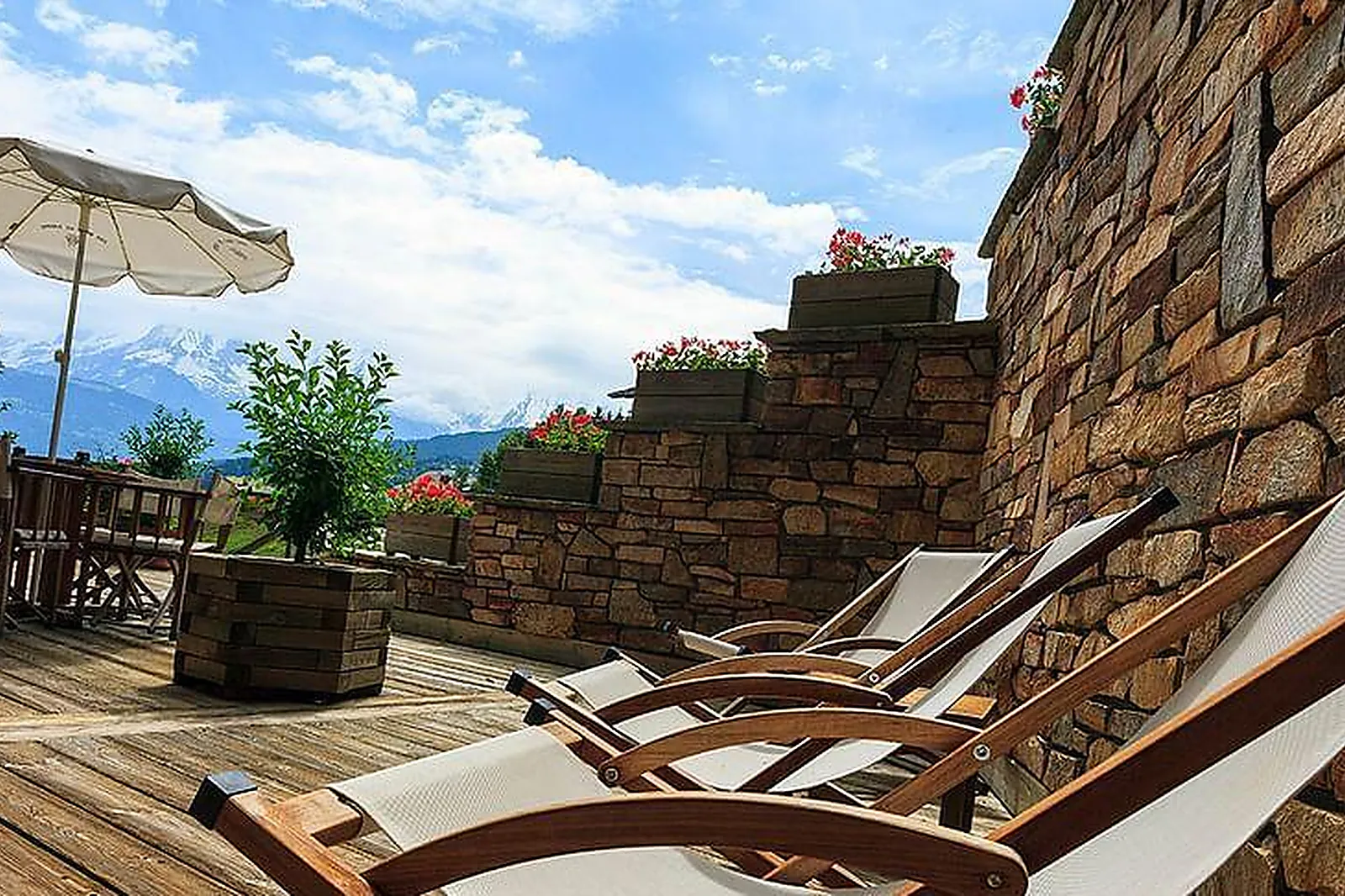 Lieux événementiels, HÔTEL AUX DUCS DE SAVOIE ****