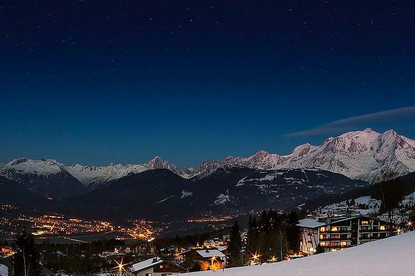 Lieux événementiels, HÔTEL AUX DUCS DE SAVOIE ****