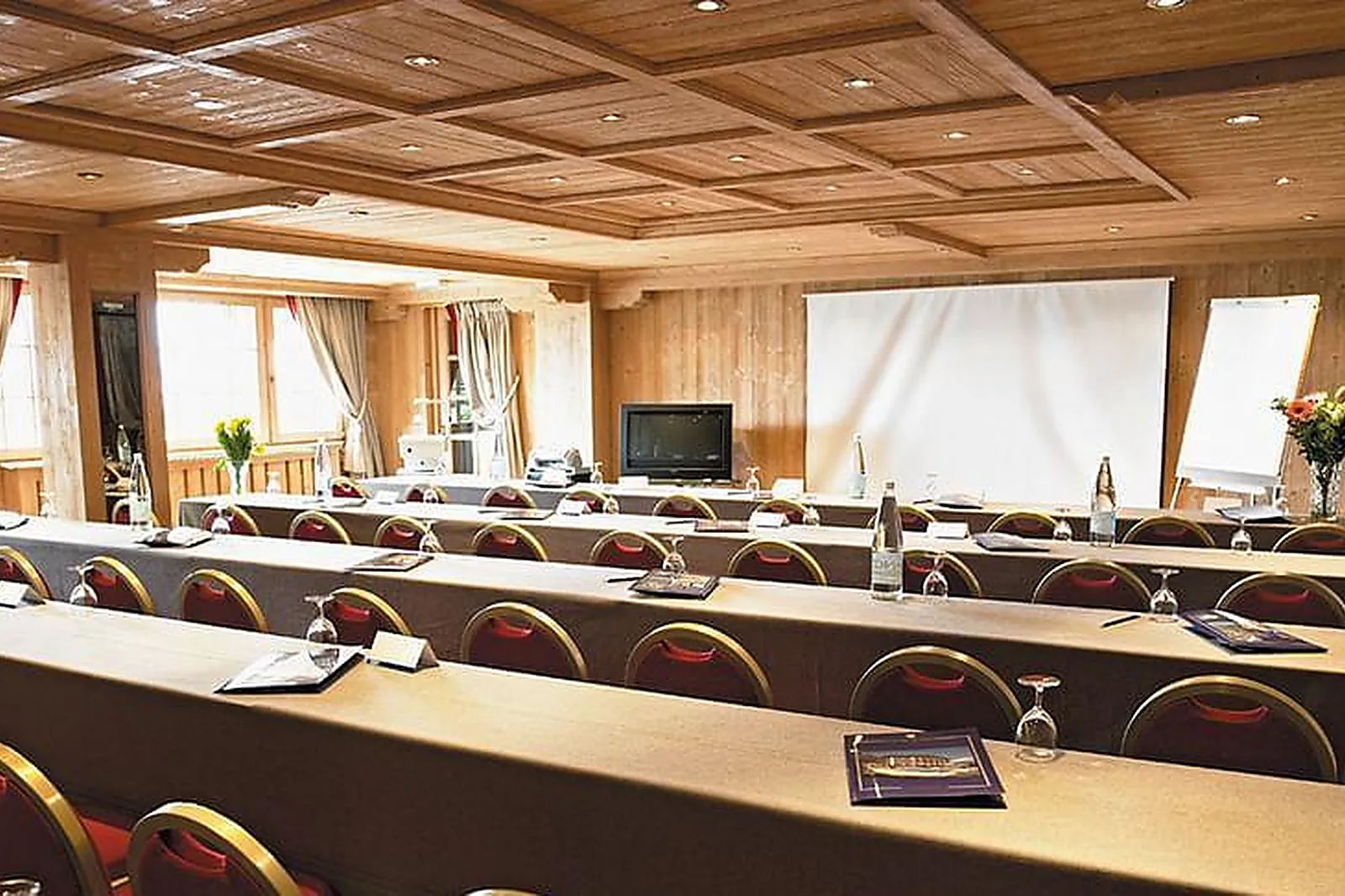 Lieux événementiels, HÔTEL AUX DUCS DE SAVOIE ****