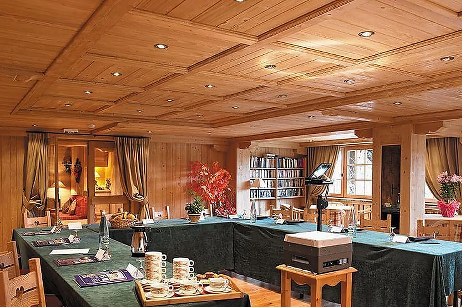 Lieux événementiels, HÔTEL AUX DUCS DE SAVOIE ****