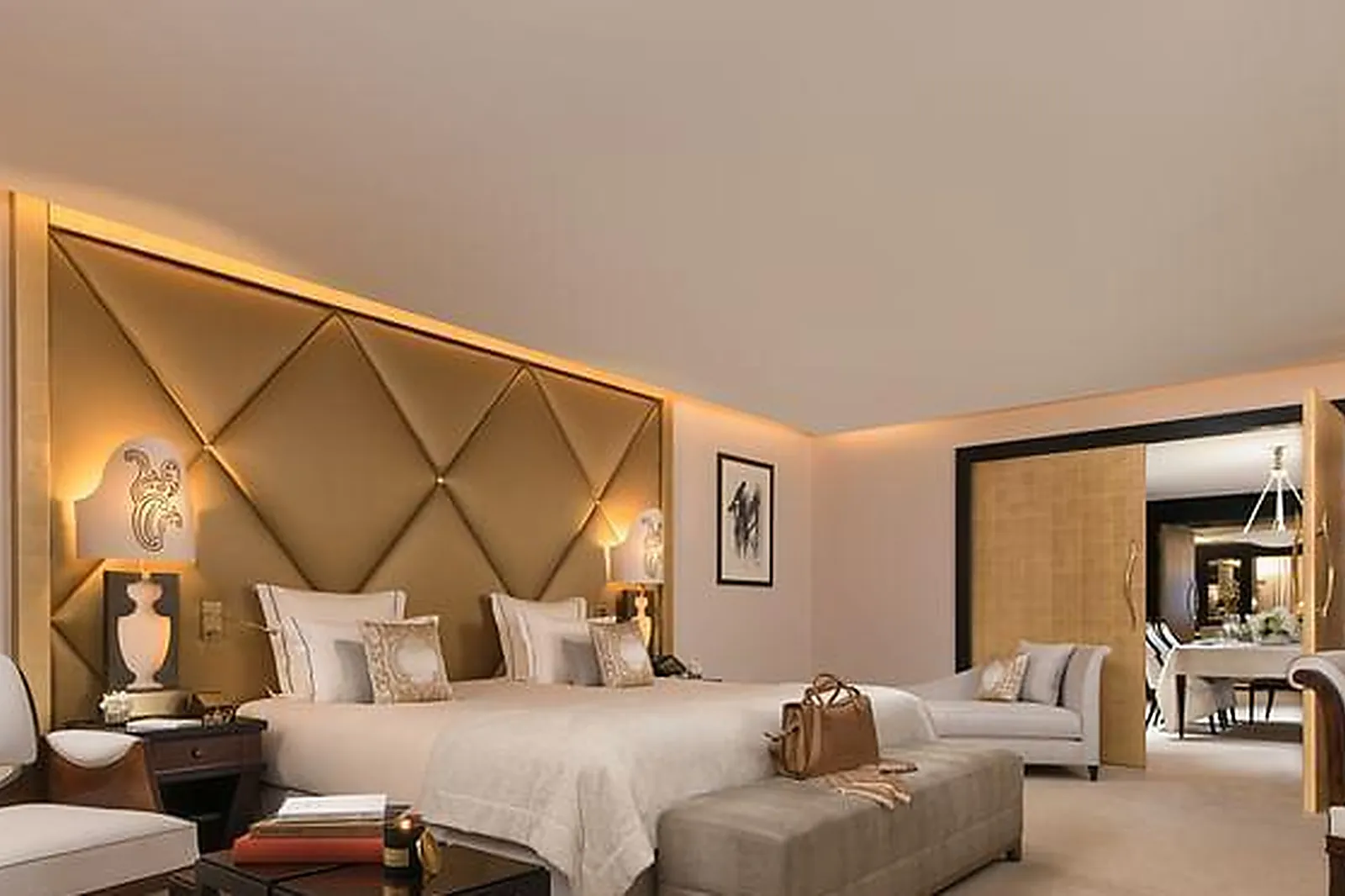 Lieux événementiels, HÔTEL BARRIÈRE LE FOUQUET'S PARIS *****