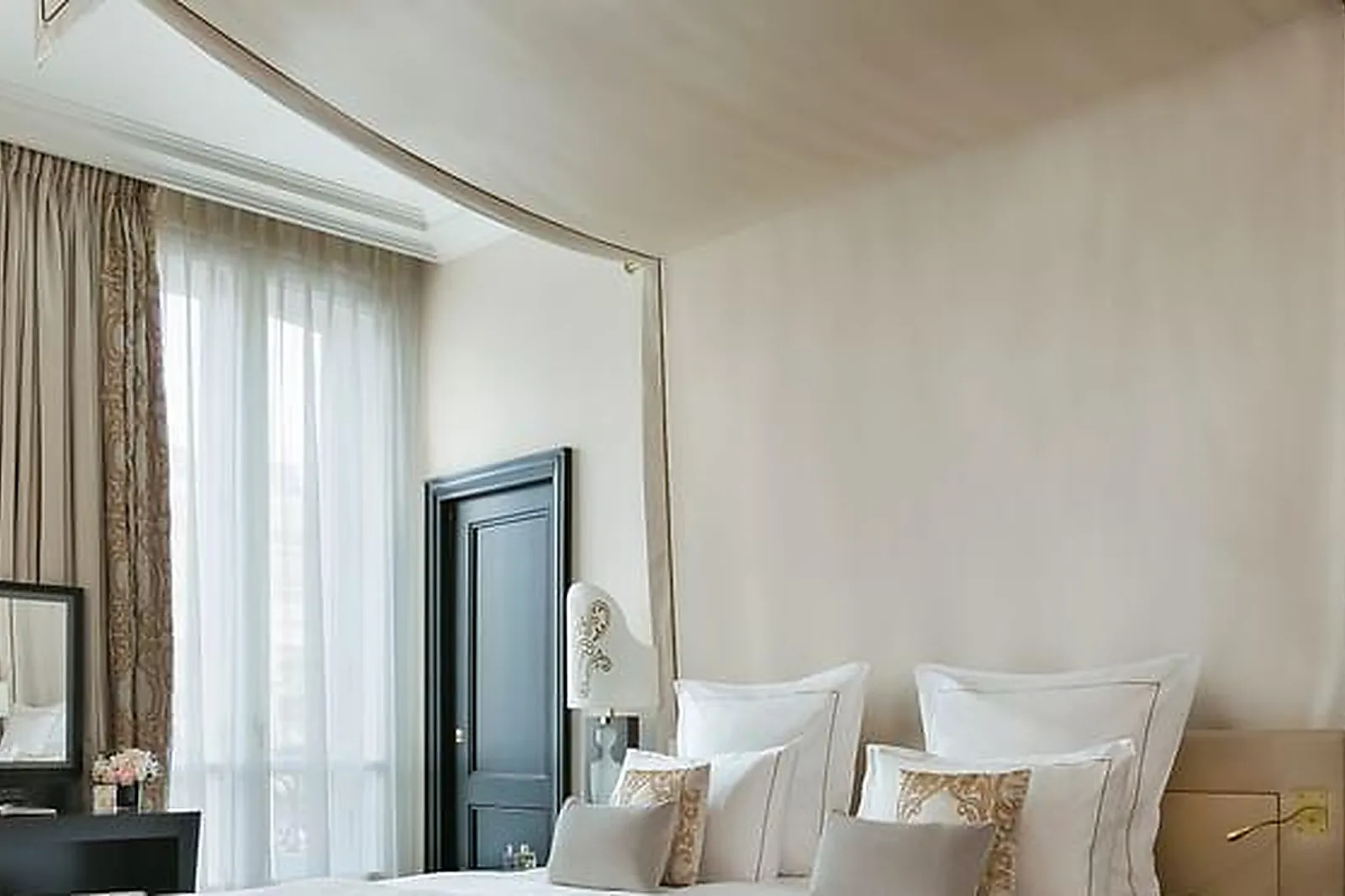 Lieux événementiels, HÔTEL BARRIÈRE LE FOUQUET'S PARIS *****