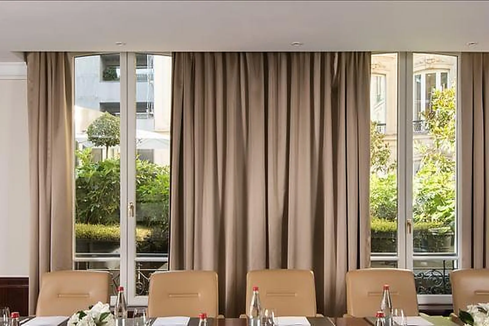 Lieux événementiels, HÔTEL BARRIÈRE LE FOUQUET'S PARIS *****