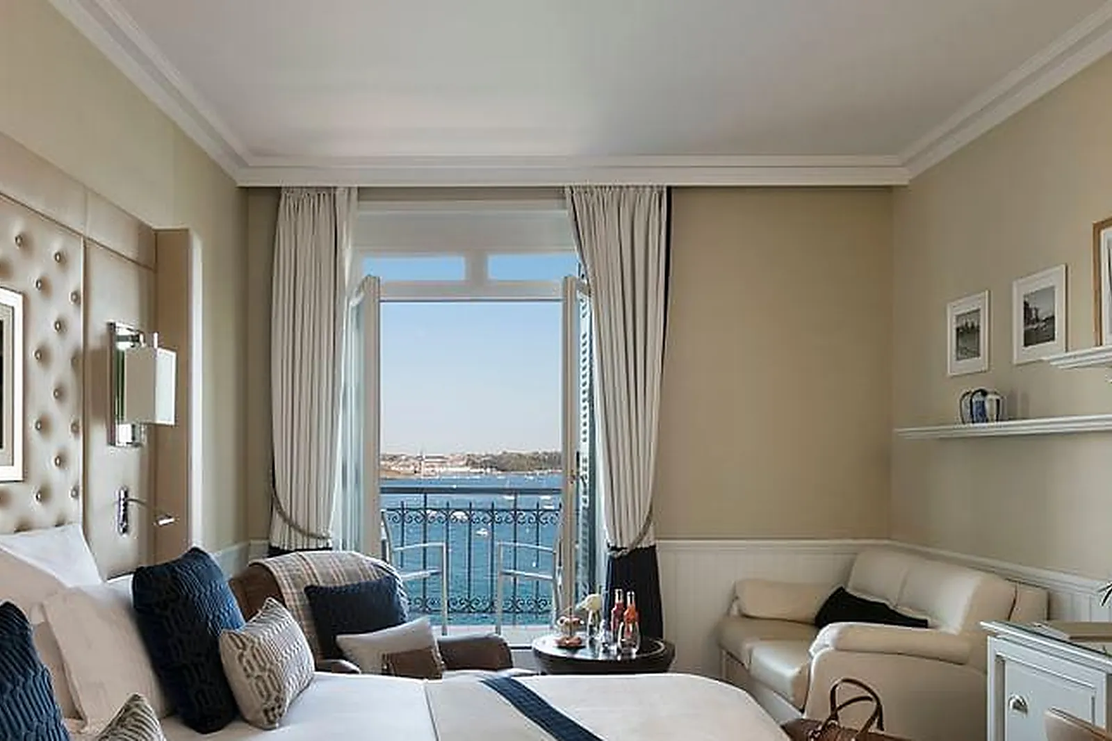 Lieux événementiels, LES GRANGES D'EN HAUT