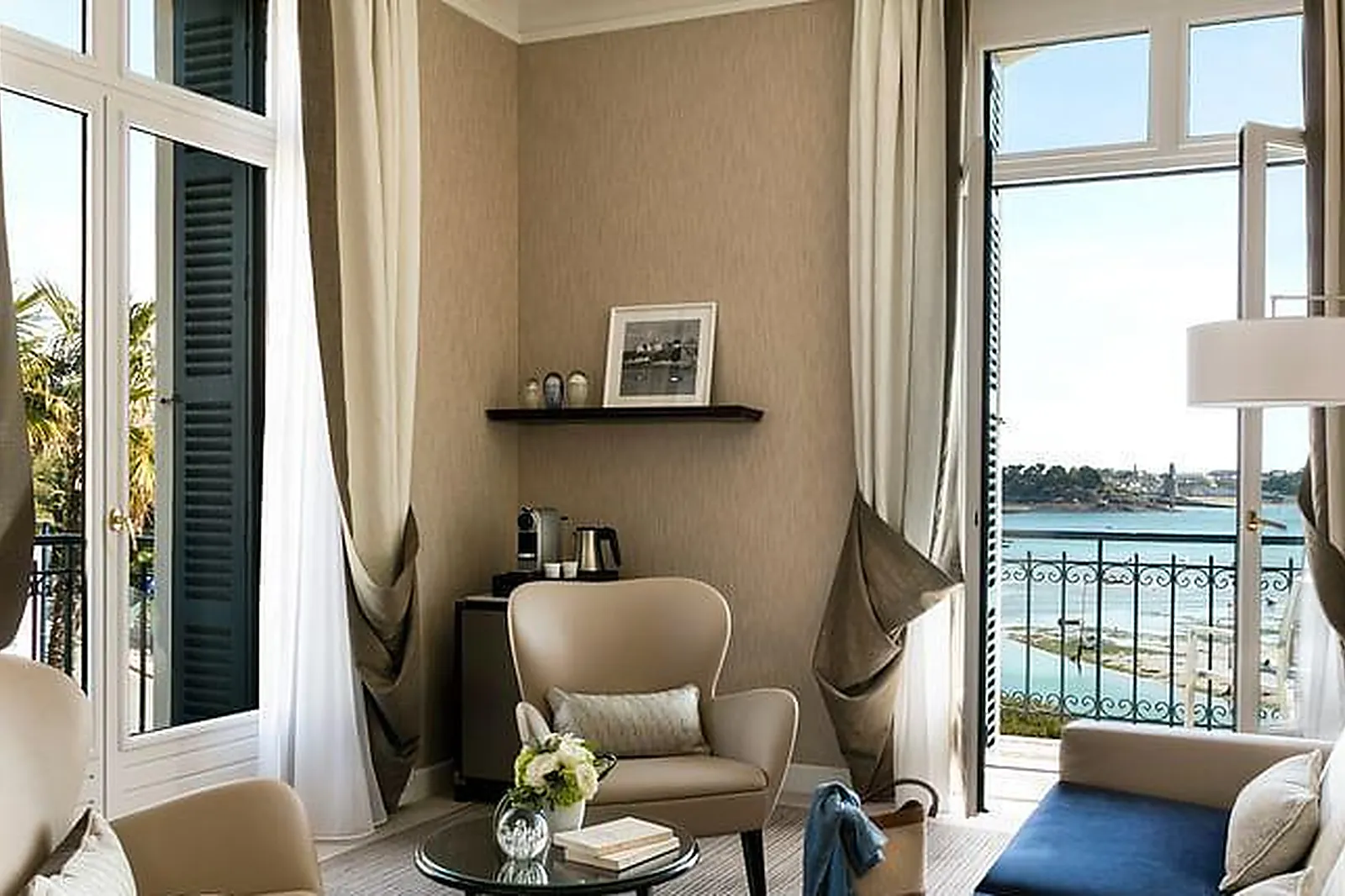 Lieux événementiels, LES GRANGES D'EN HAUT