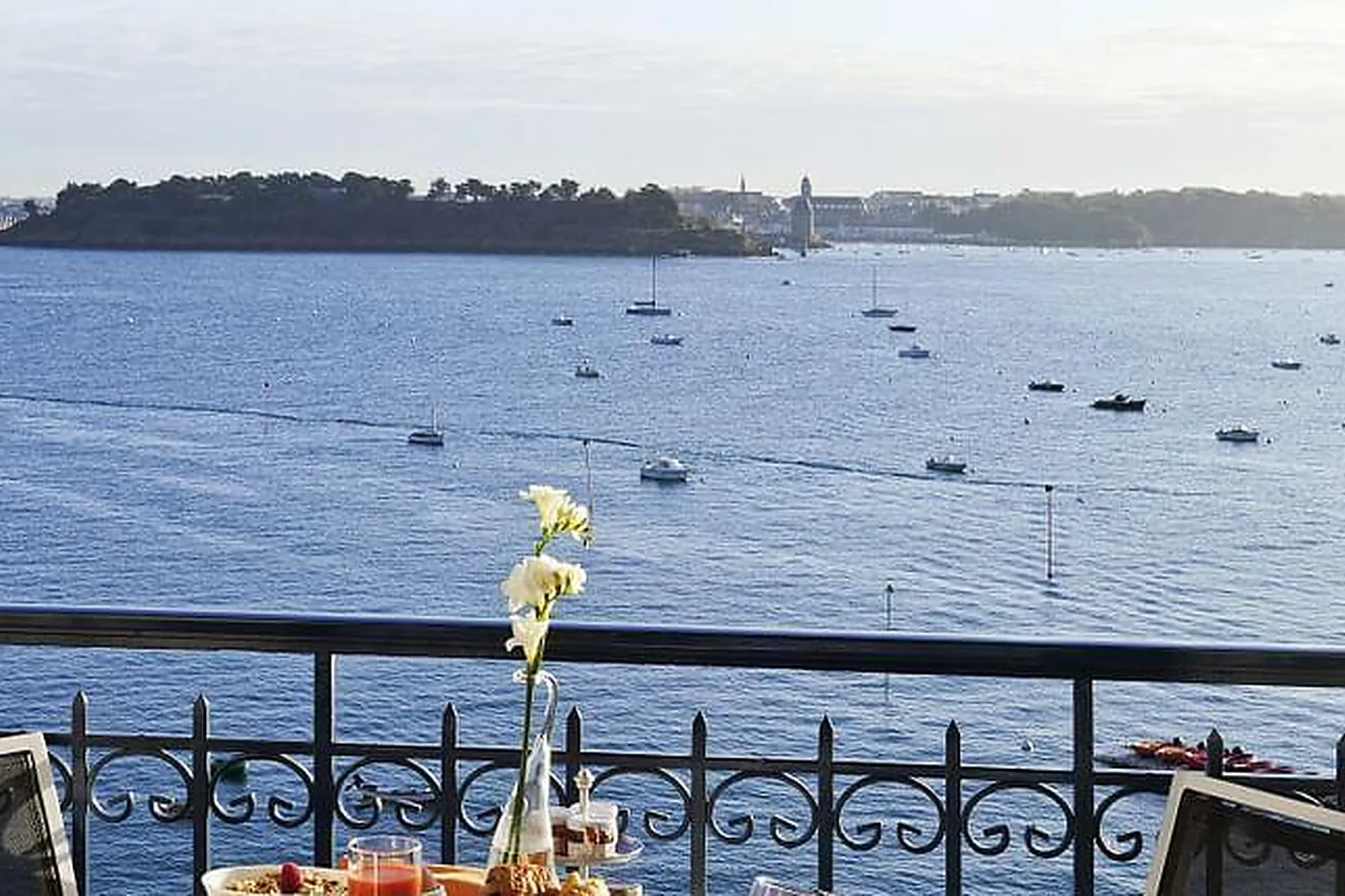 Lieux événementiels, LES GRANGES D'EN HAUT