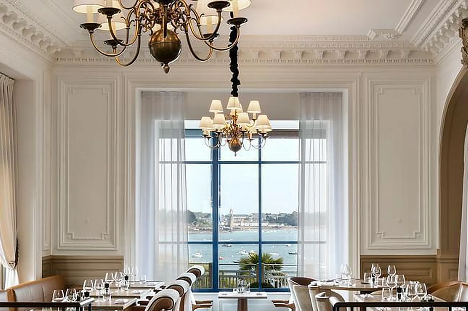 Lieux événementiels, LES GRANGES D'EN HAUT