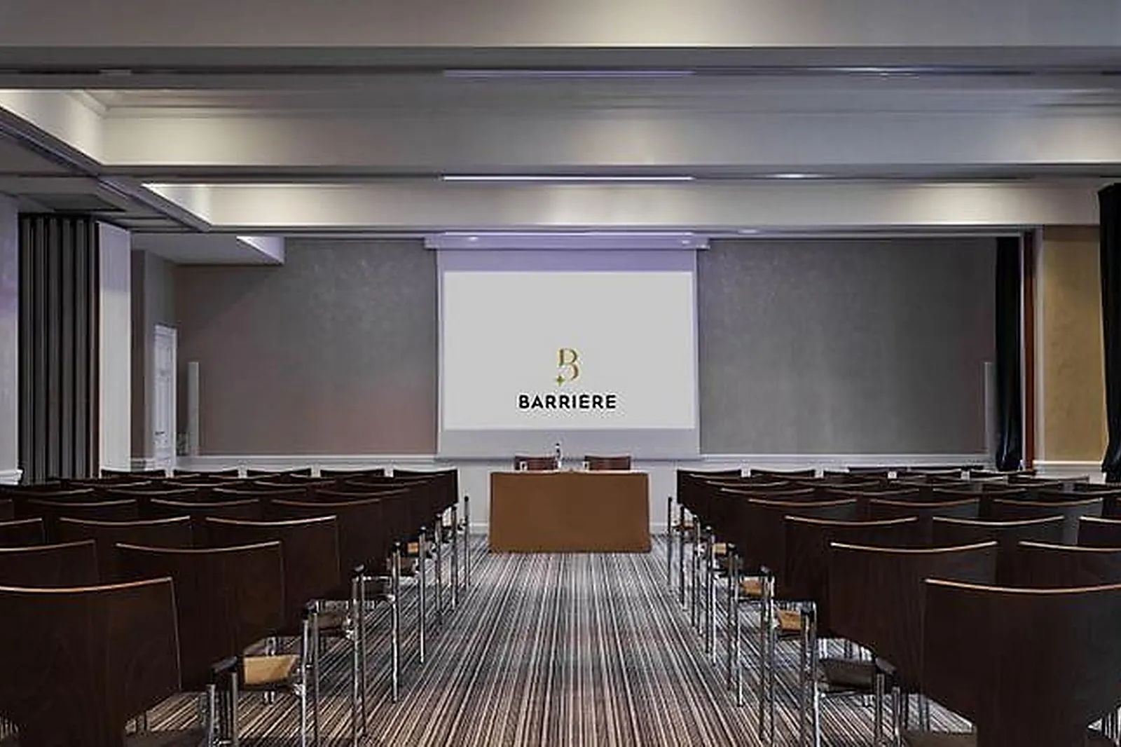 Lieux événementiels, LES GRANGES D'EN HAUT