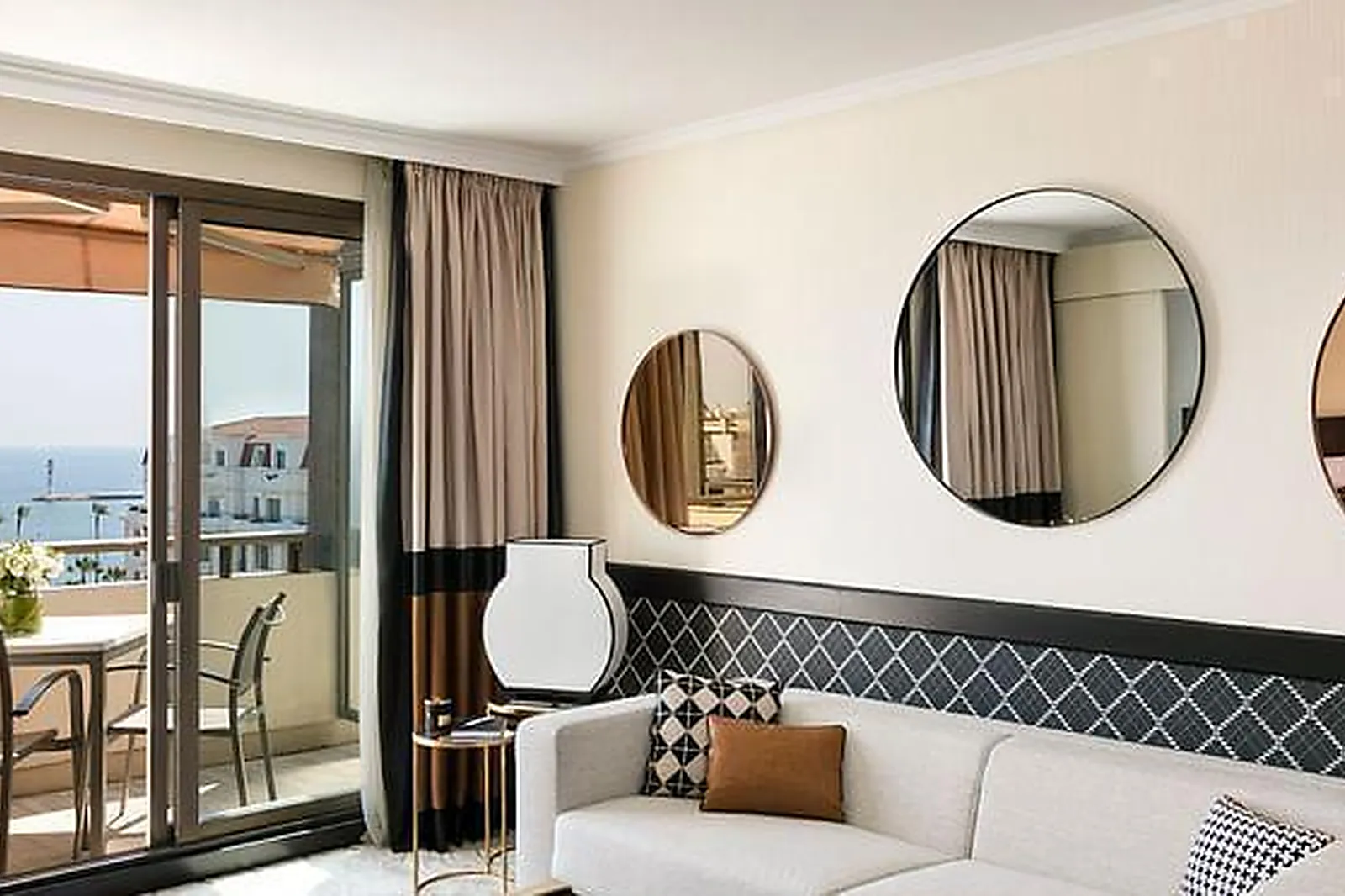 Lieux événementiels, HÔTEL BARRIÈRE LE GRAY D'ALBION CANNES