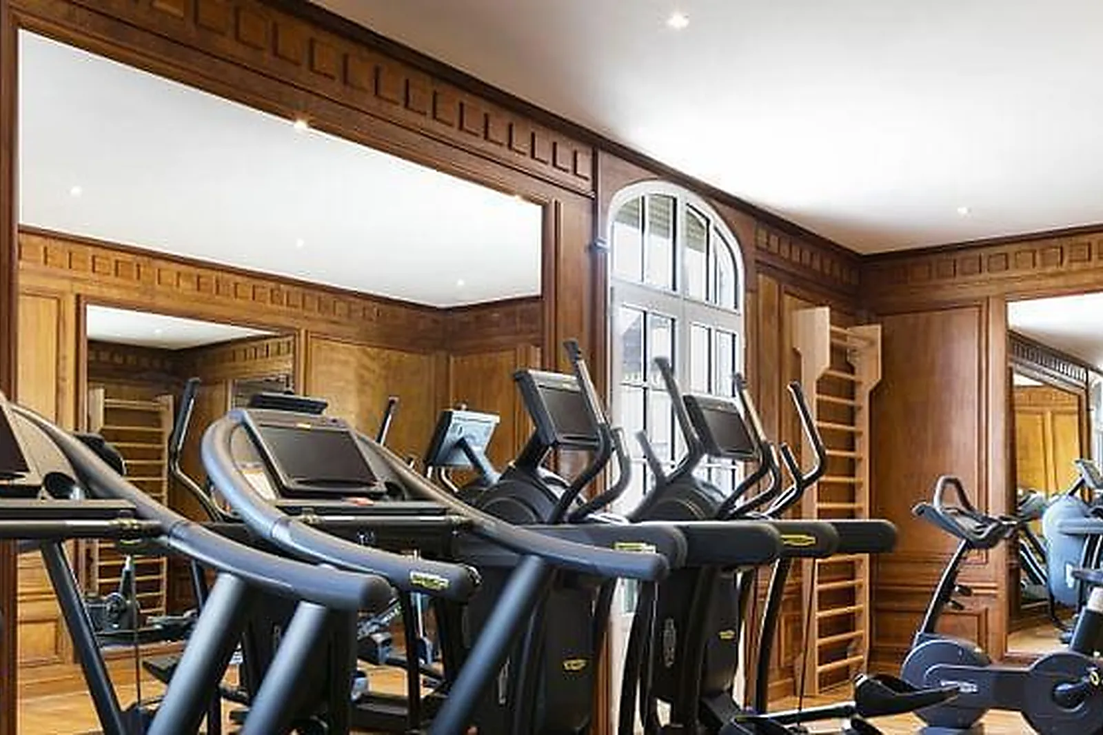 Lieux événementiels, ESPACE GII-PARIS