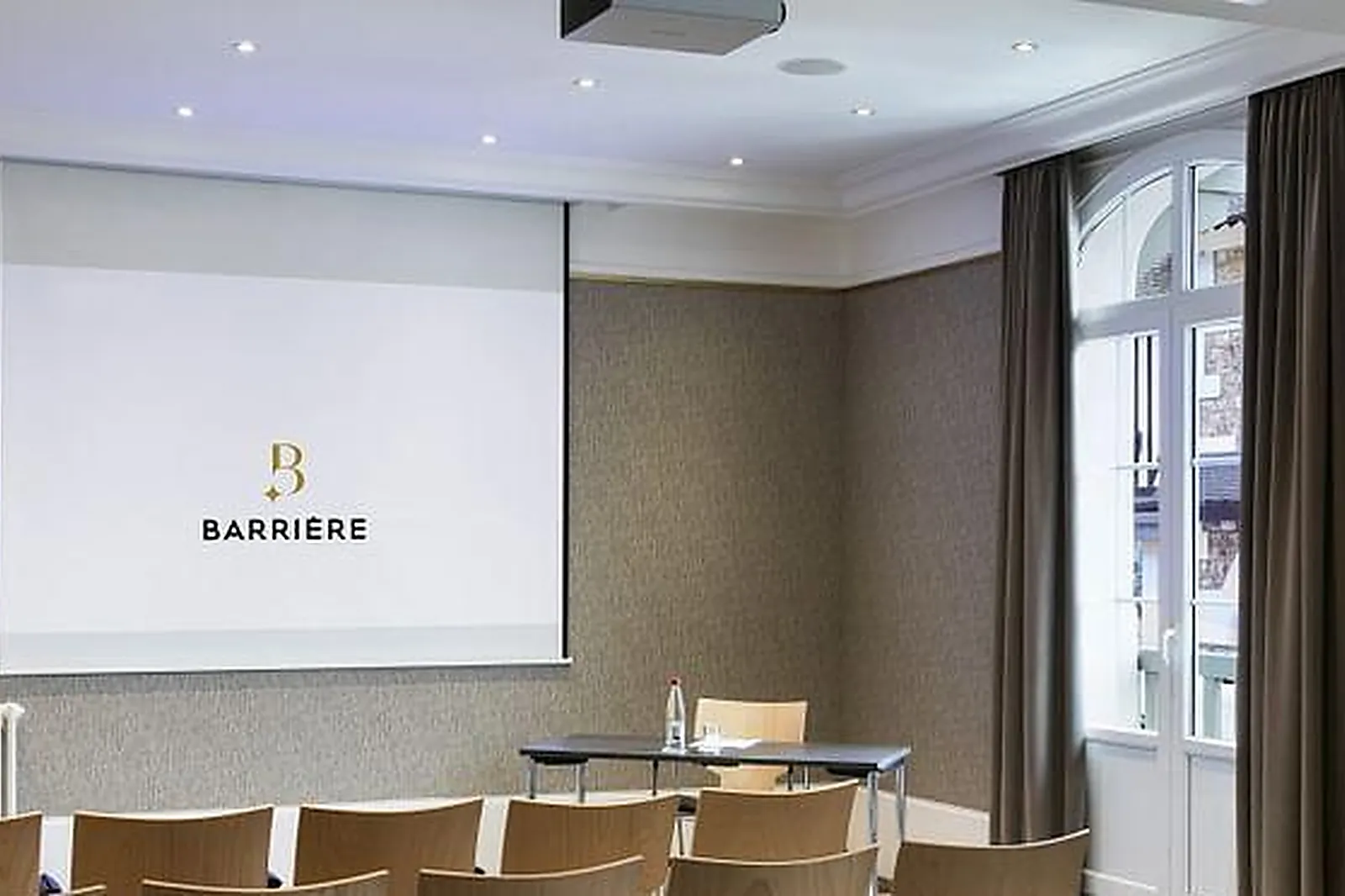 Lieux événementiels, ESPACE GII-PARIS