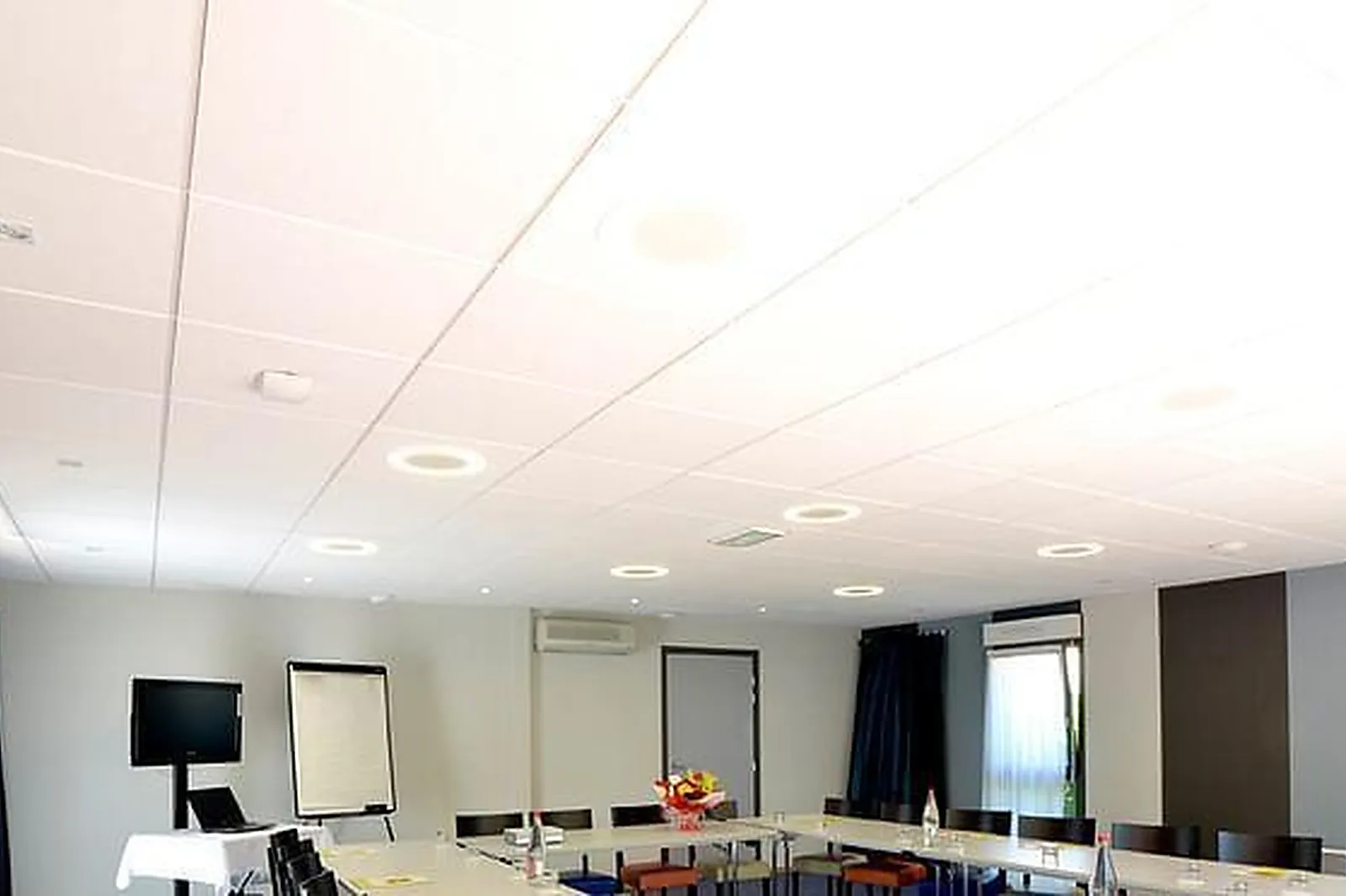 Lieux événementiels, HÔTEL BESANÇON VICTOR HUGO & SPA ***