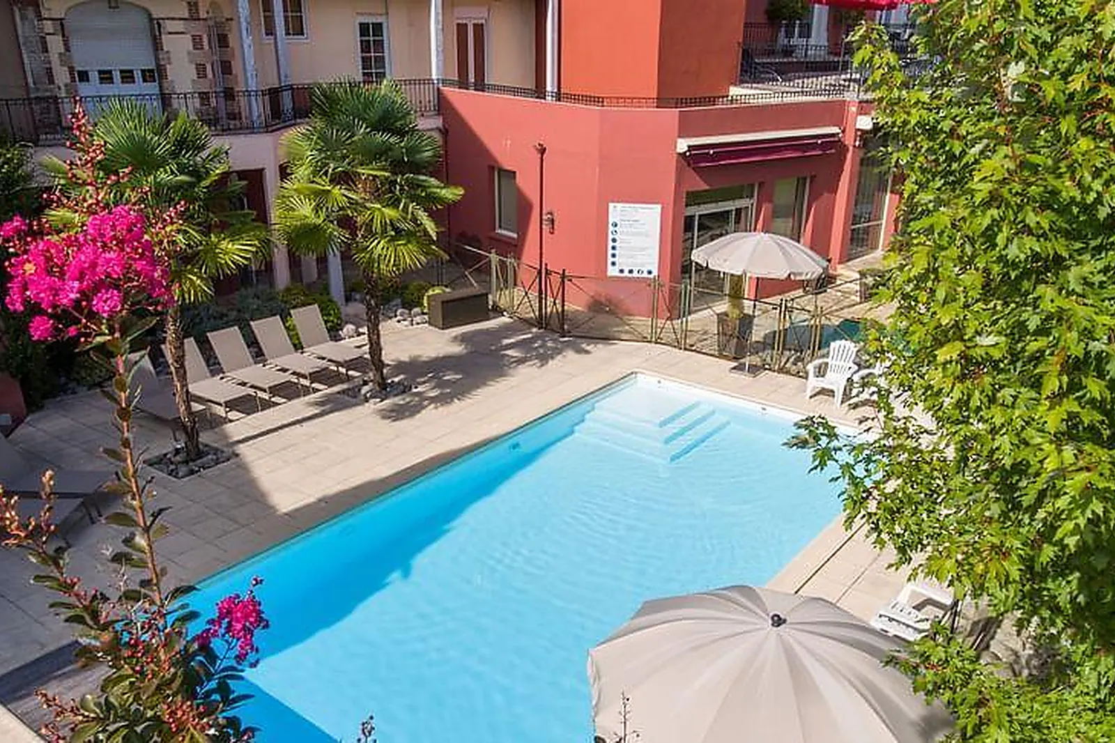 Lieux événementiels, HÔTEL BEST WESTERN BEAUSEJOUR***