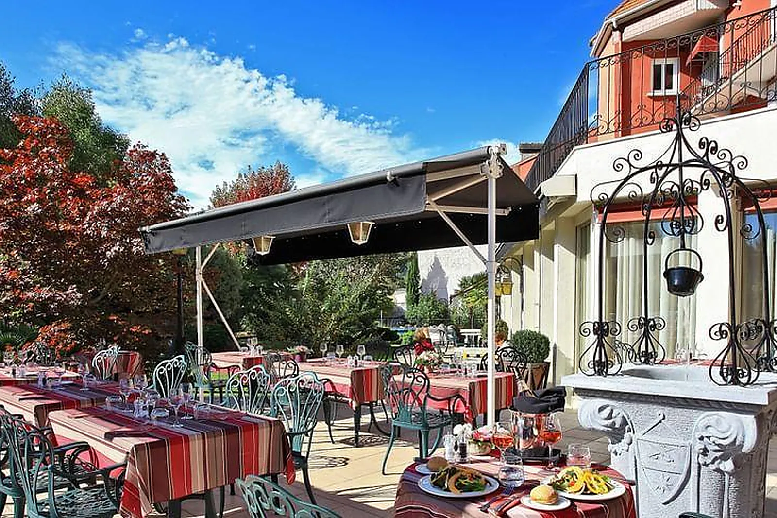 Lieux événementiels, HÔTEL BEST WESTERN BEAUSEJOUR***