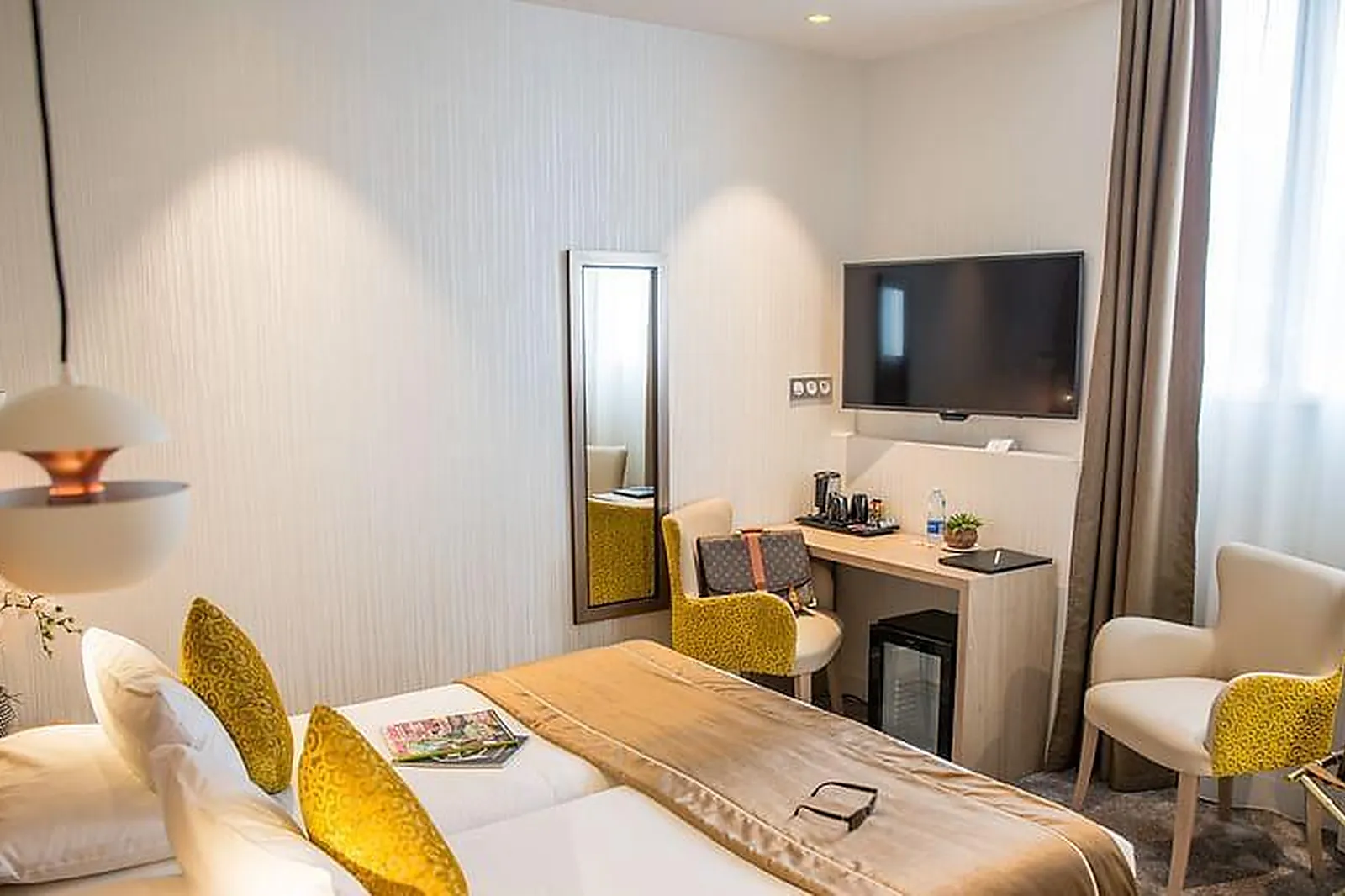 Lieux événementiels, HÔTEL BEST WESTERN BEAUSEJOUR***