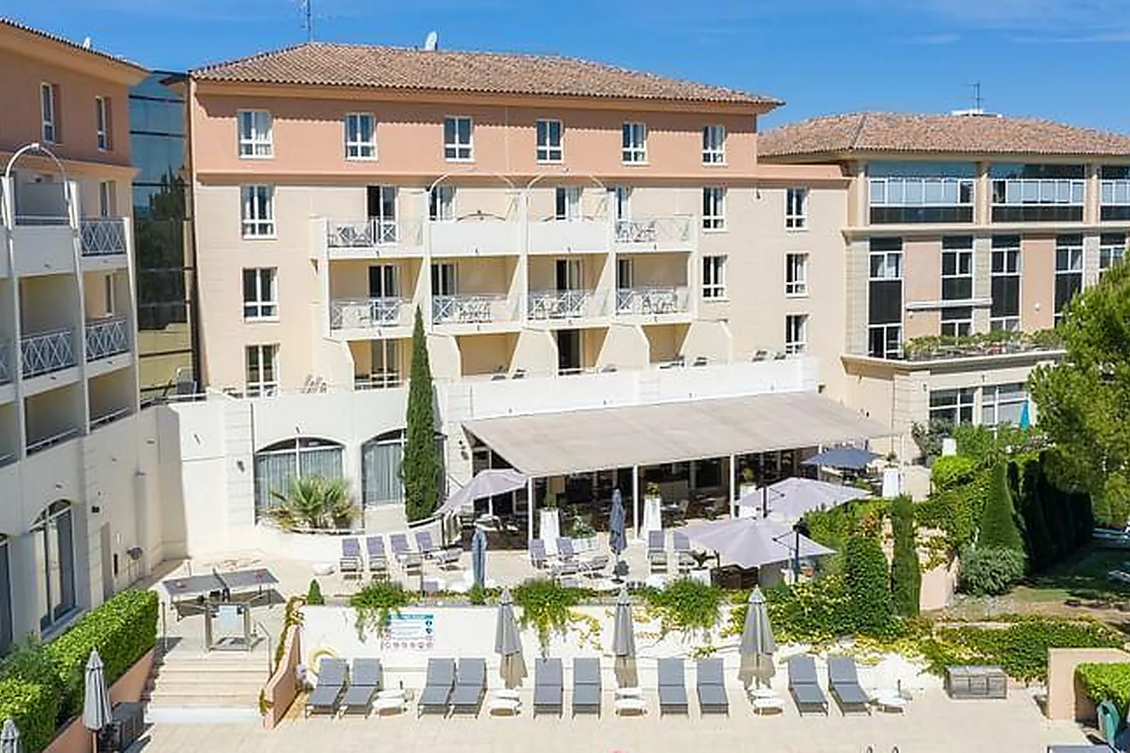 Lieux événementiels, HÔTEL BIRDY BY HAPPYCULTURE****