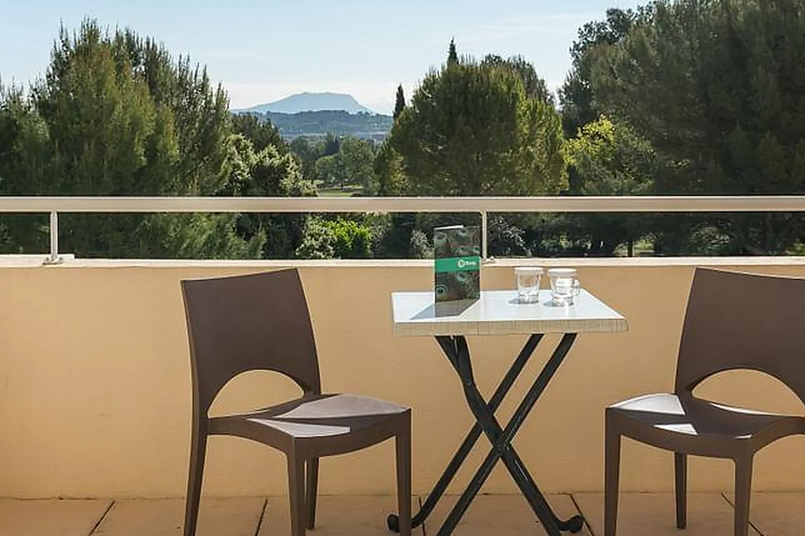 Lieux événementiels, HÔTEL BIRDY BY HAPPYCULTURE****