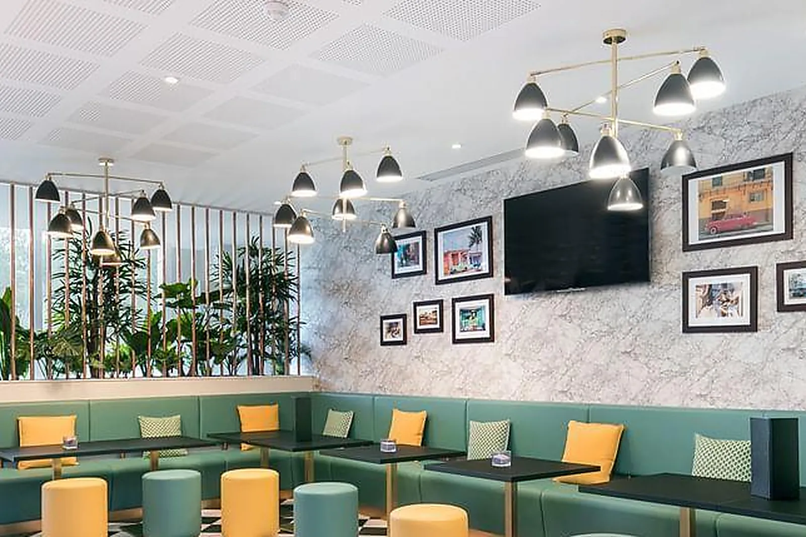 Lieux événementiels, HÔTEL BIRDY BY HAPPYCULTURE****