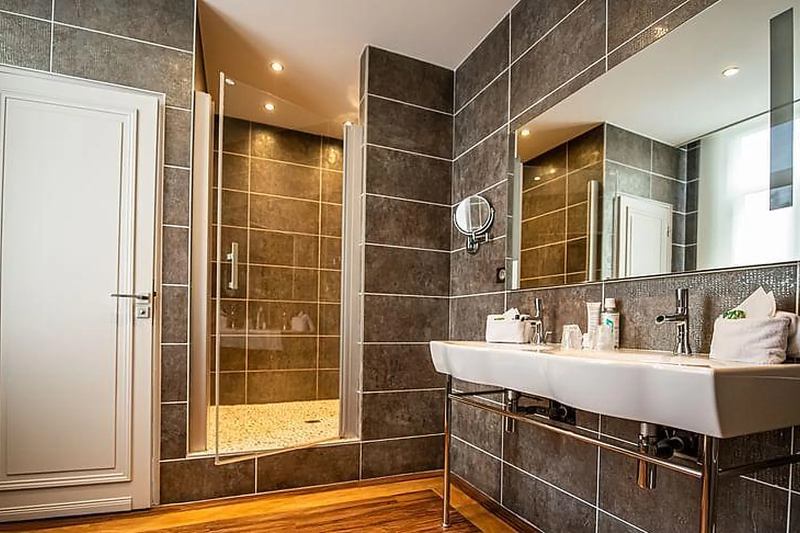 Lieux événementiels, HÔTEL BOREL ****