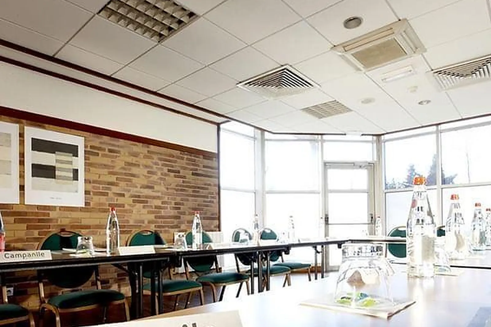 Lieux événementiels, PLAN LIBRE