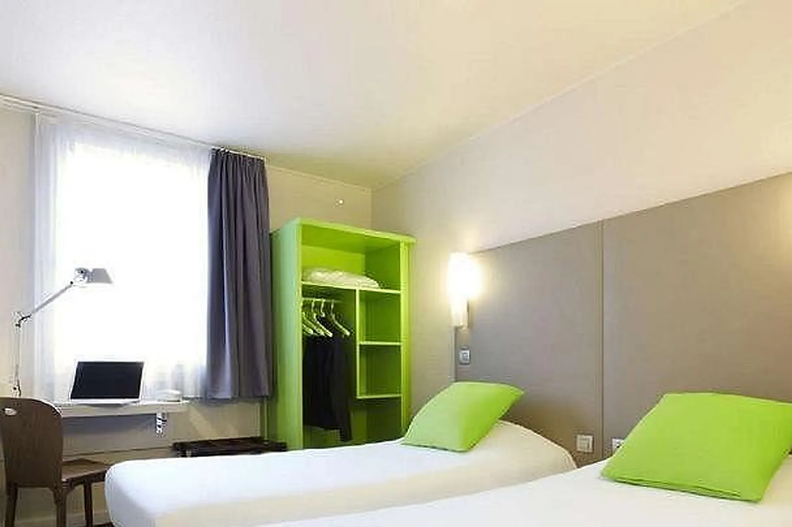 Lieux événementiels, PLAN LIBRE