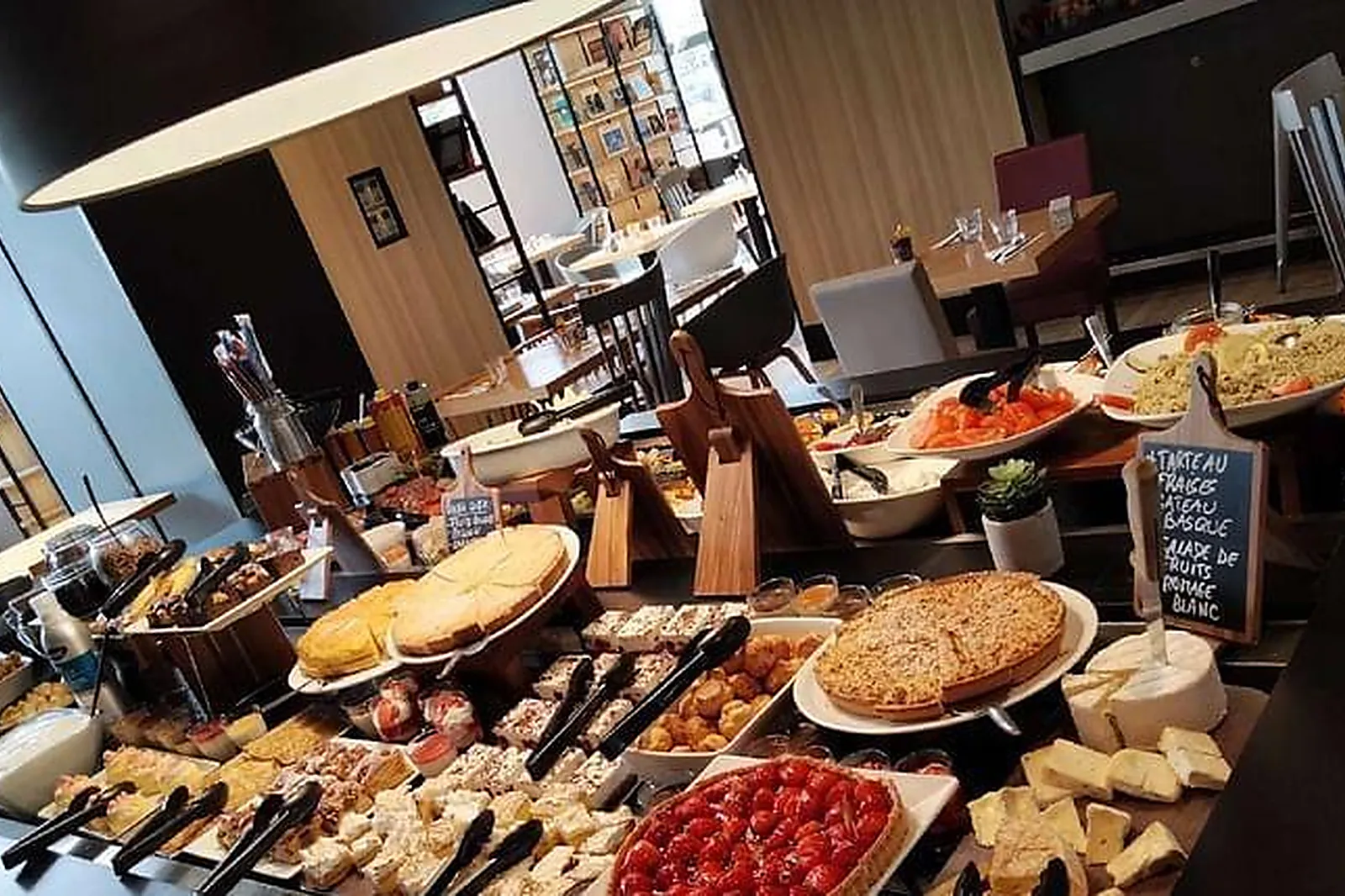 Lieux événementiels, HÔTEL CAMPANILE NICE AÉROPORT***