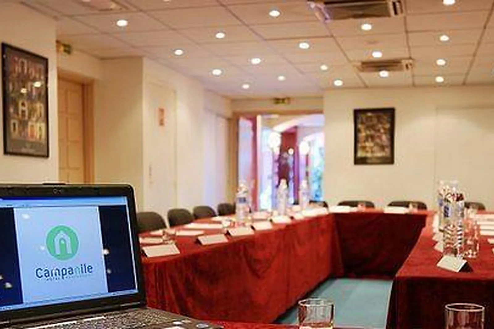 Lieux événementiels, MORPHOBURO AIX / MEYREUIL