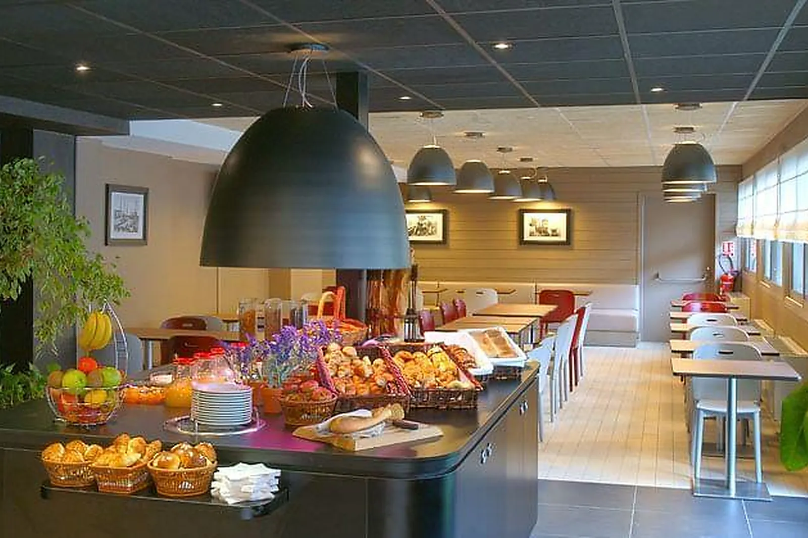 Lieux événementiels, MORPHOBURO AIX / MEYREUIL