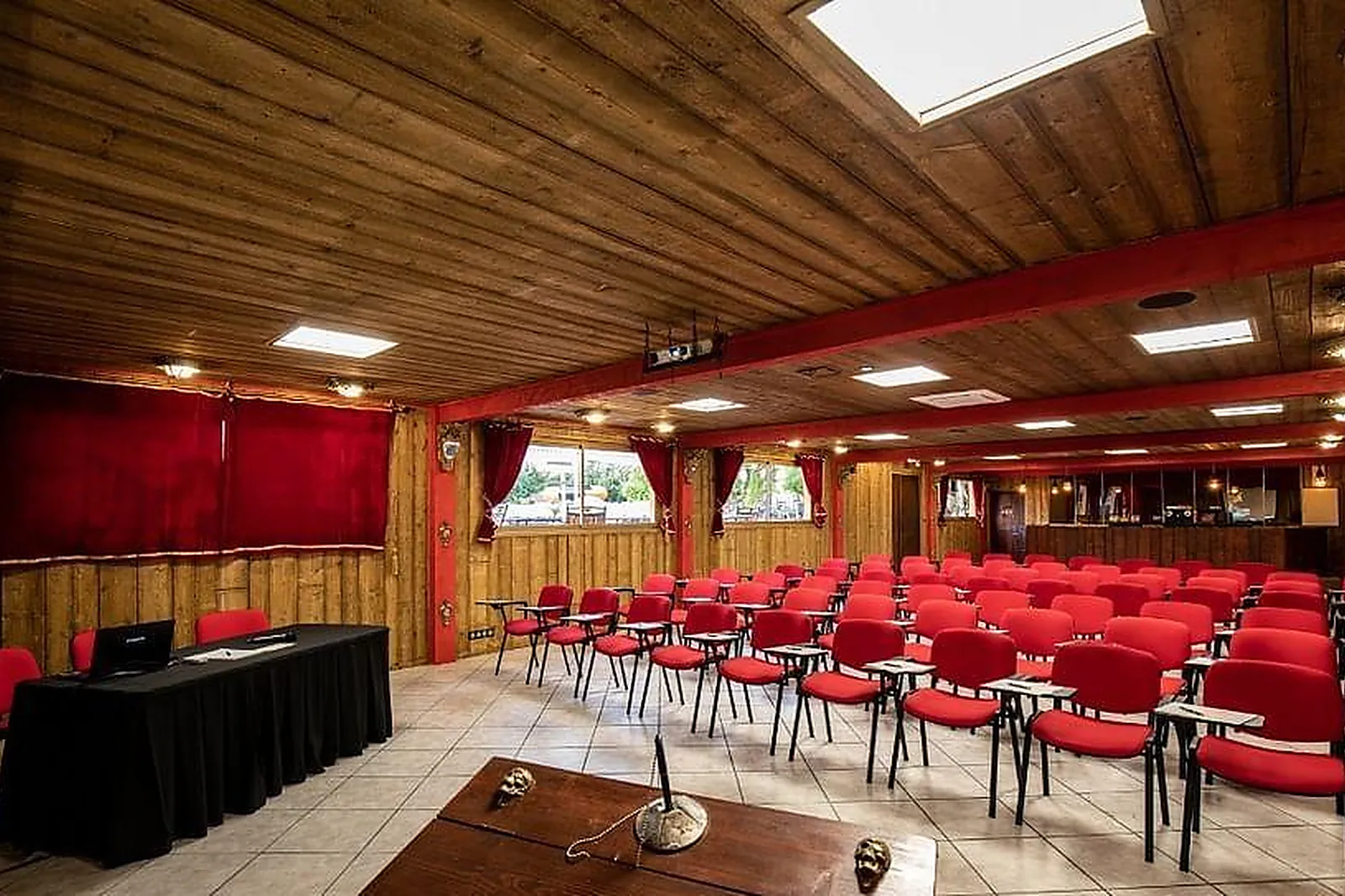 Lieux événementiels, LE VOG PARIS