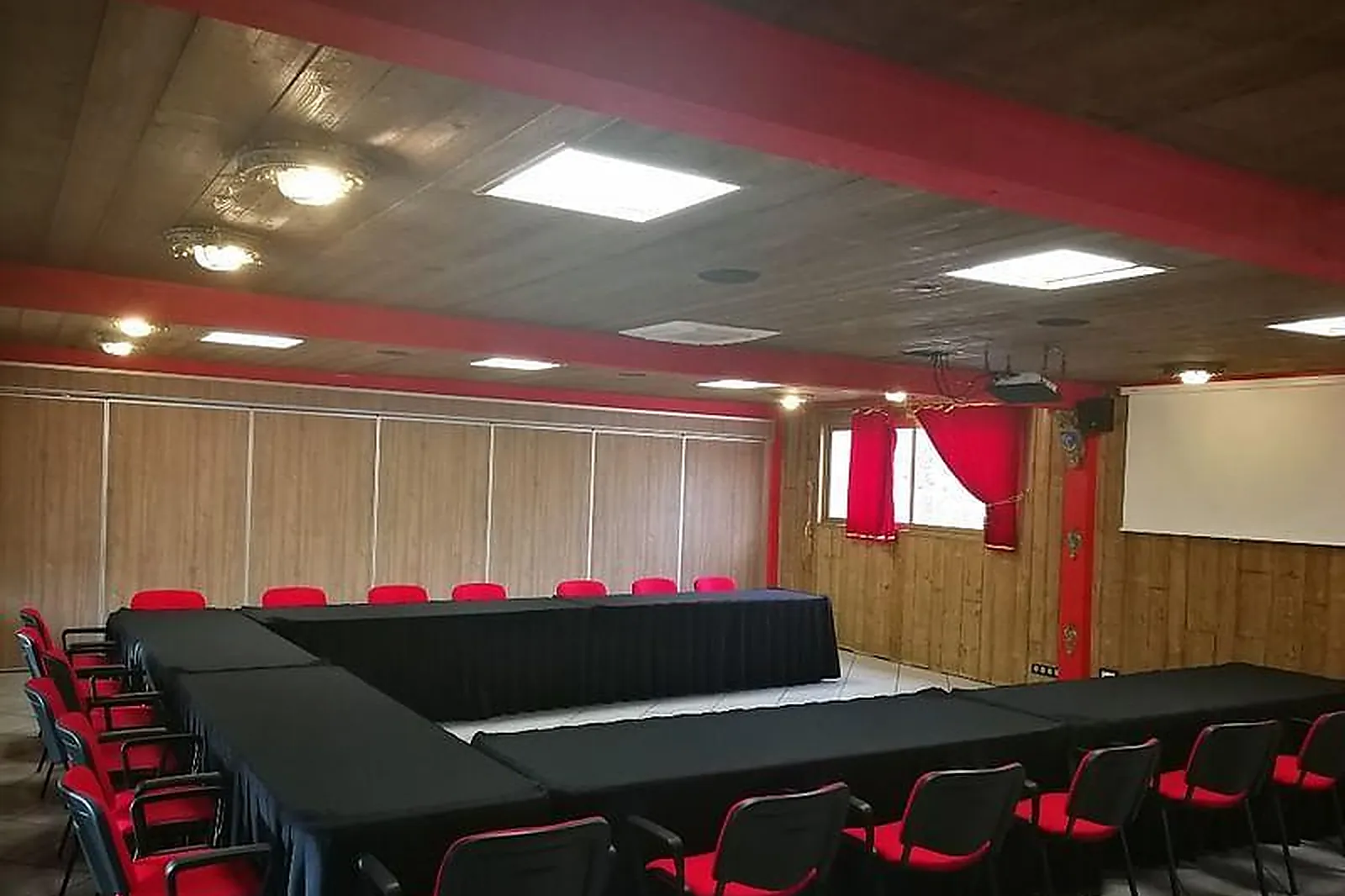 Lieux événementiels, LE VOG PARIS