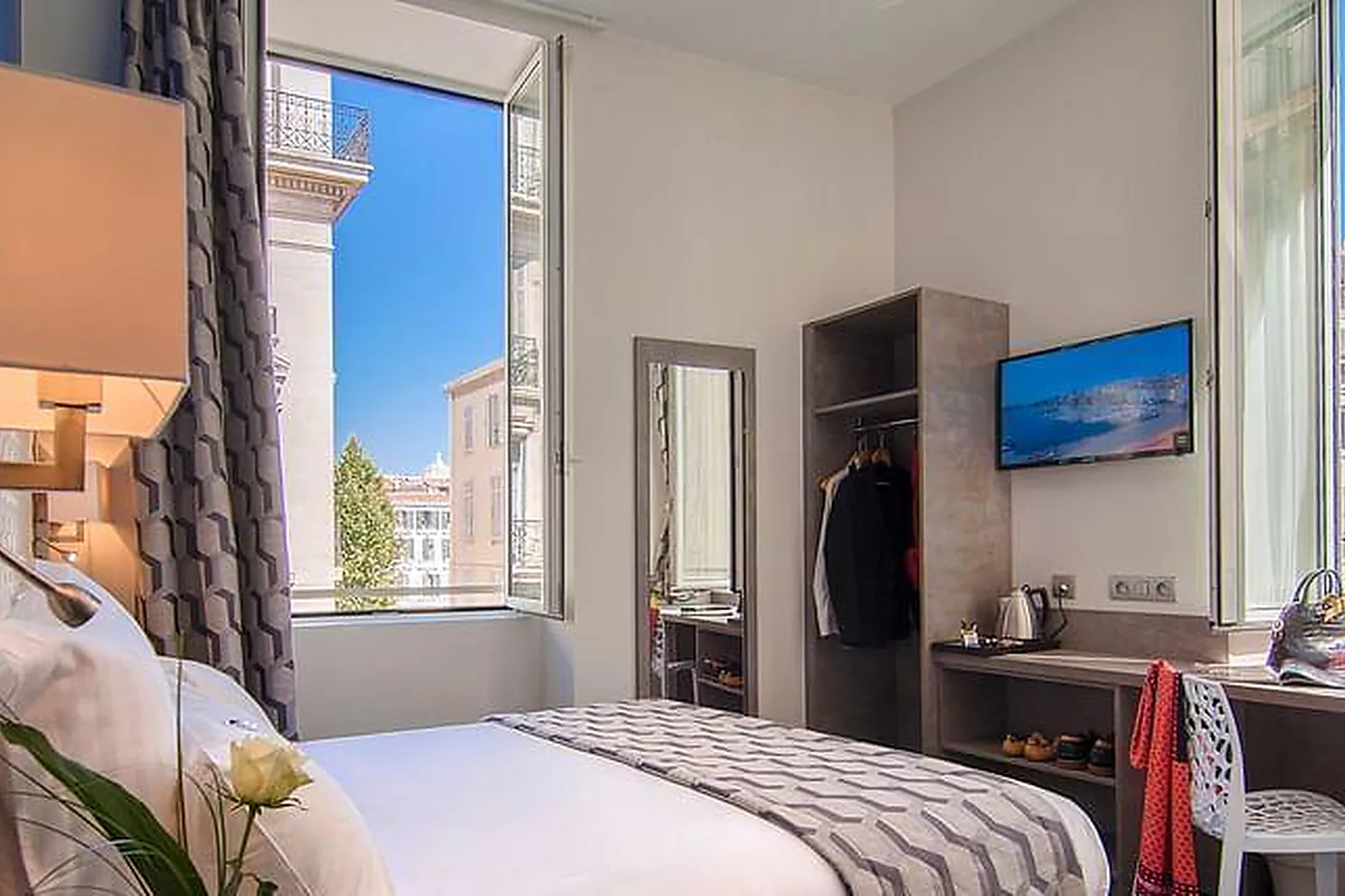 Lieux événementiels, HÔTEL CARRÉ VIEUX PORT