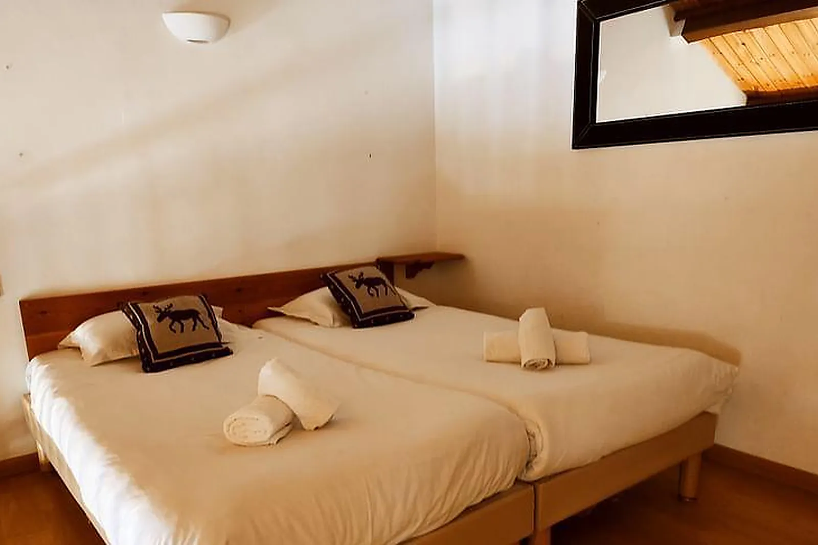 Lieux événementiels, HÔTEL CHALET LES BLANCS