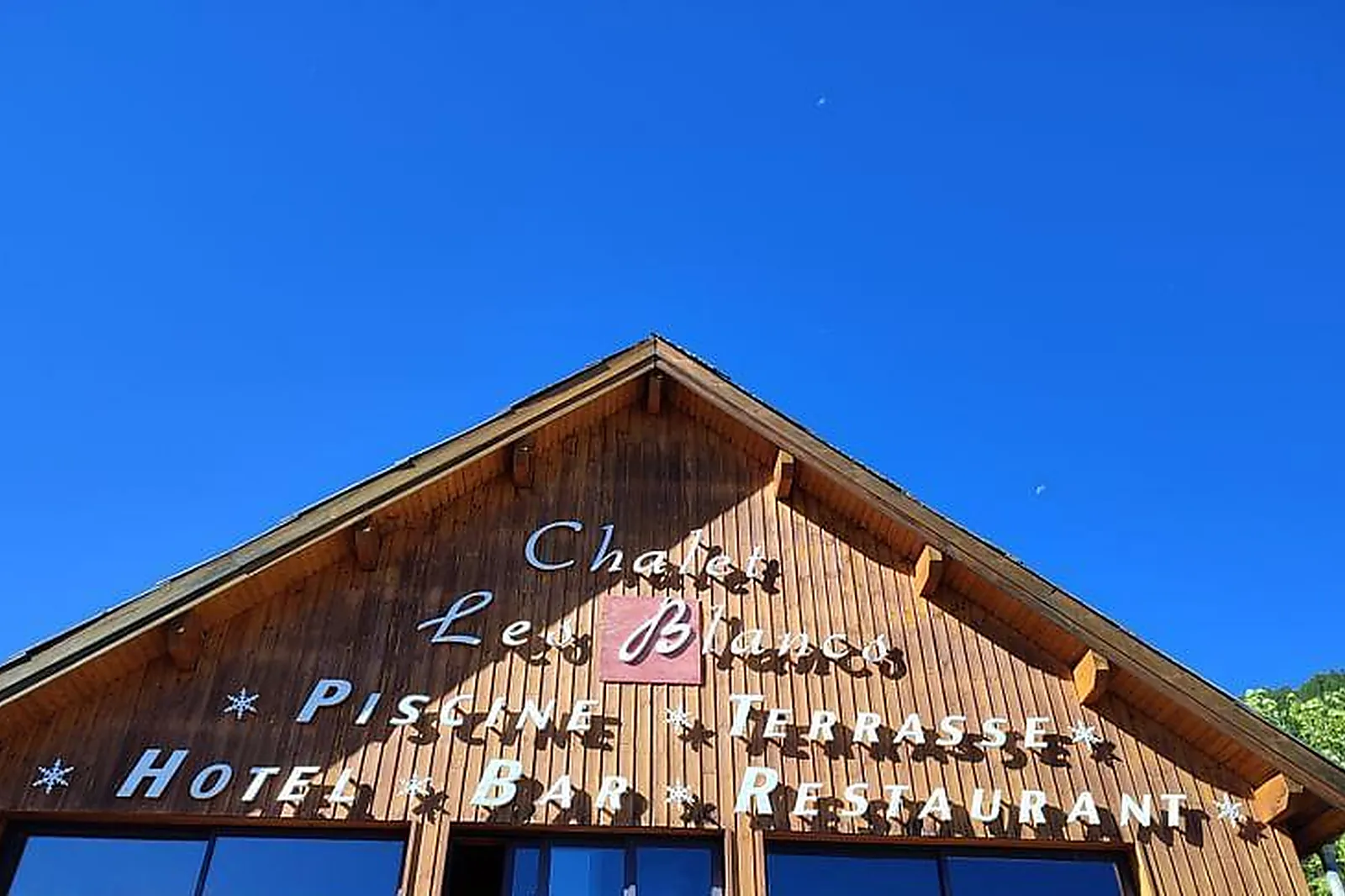 Lieux événementiels, HÔTEL CHALET LES BLANCS